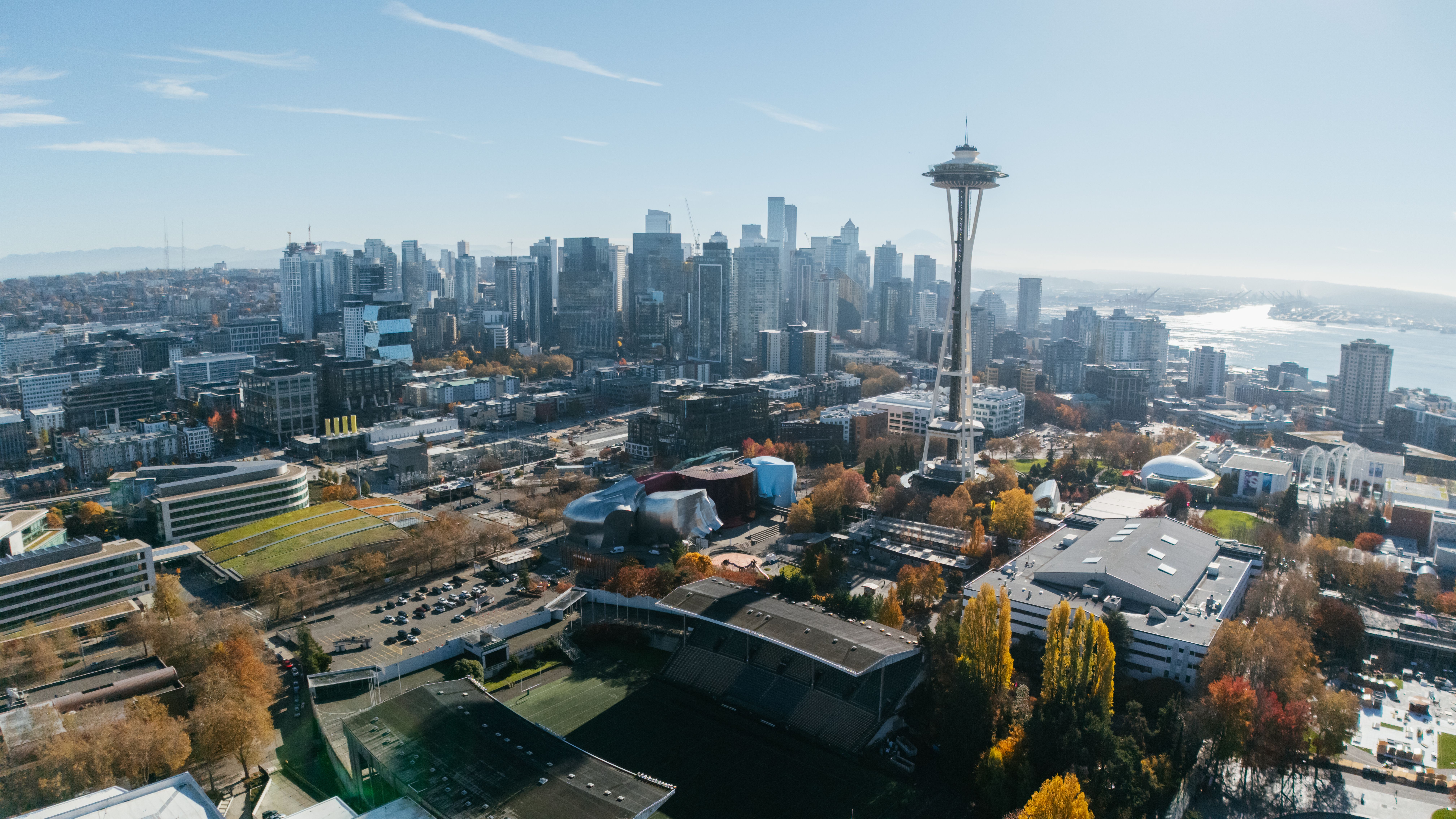 Scenic Aerial View of Seattle Skyline with Space Needle · Free Stock Photo