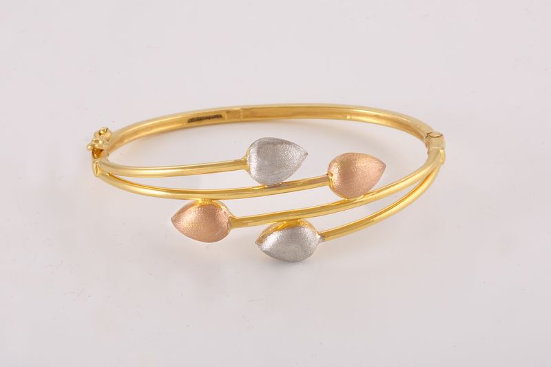 Chain Link Statement Bracelet