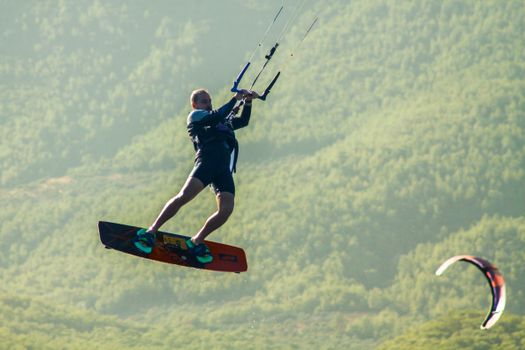 Cloudflare 'Kitesurf' surfaces: a browser pitched for AI agents