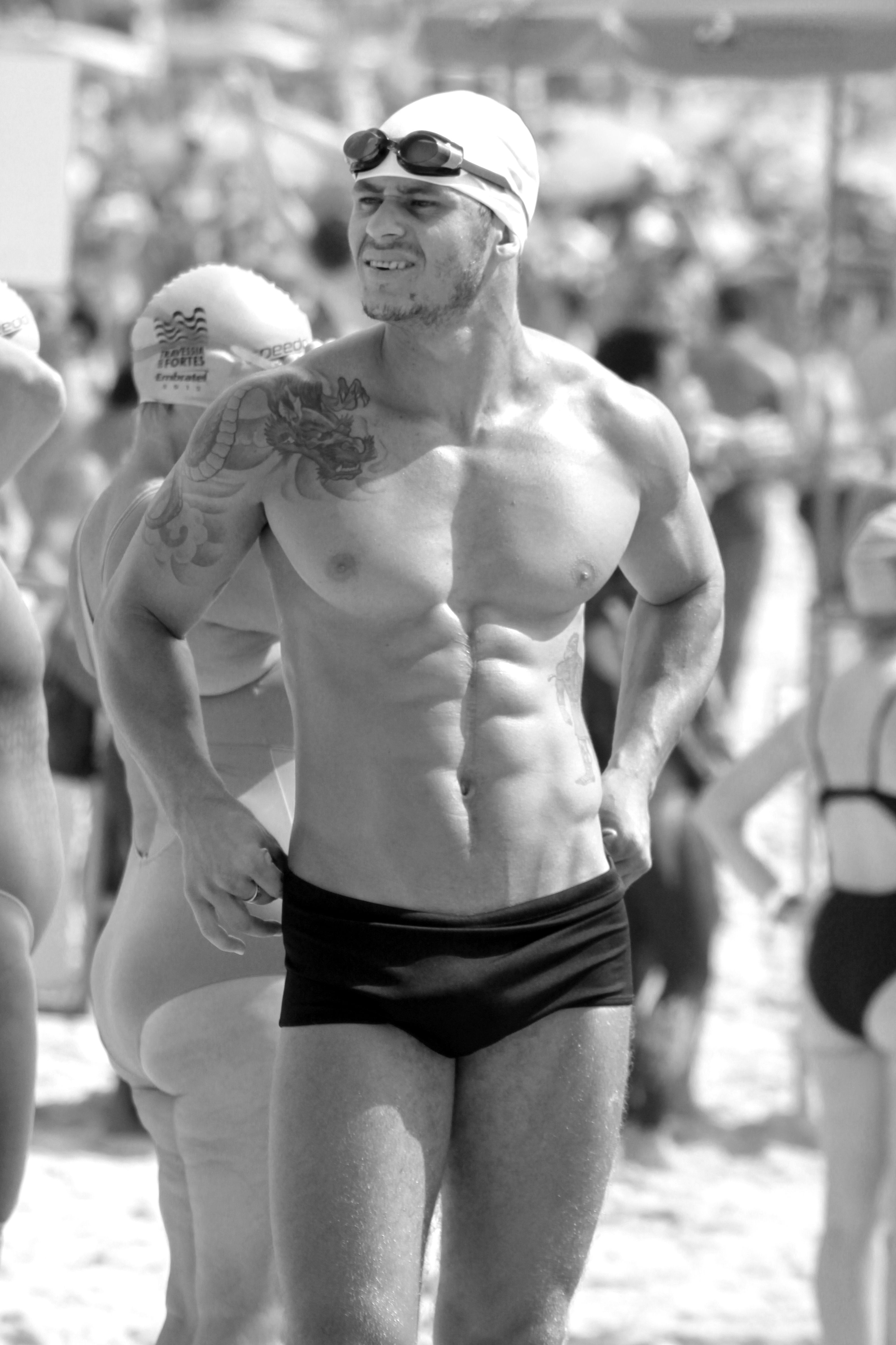 300.000+ Foto Robbie-boy-speedo-model Terbaik · Unduh Gratis 100% ...