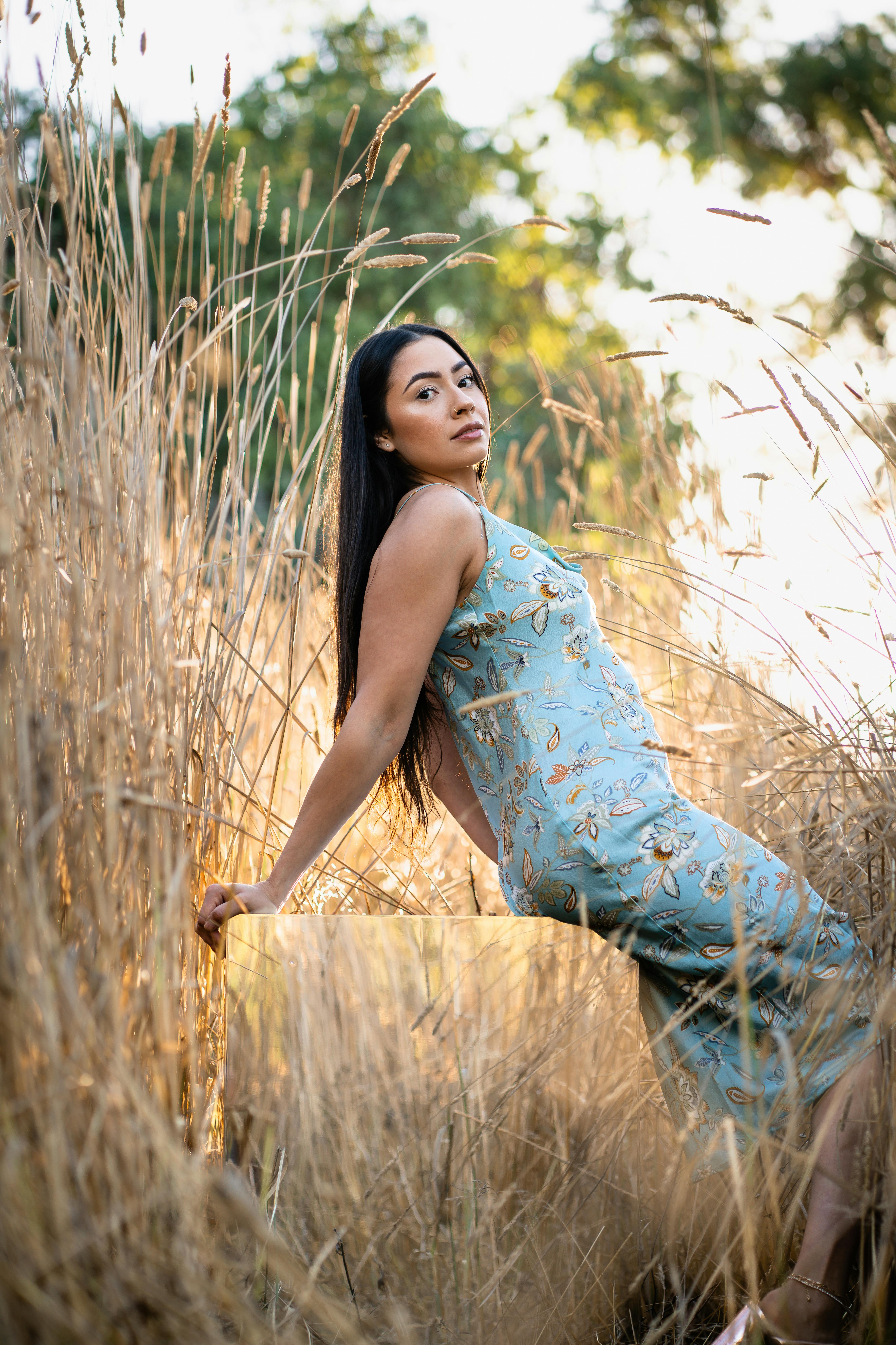 Modeling Pose Background Photos, Download The BEST Free Modeling Pose ...