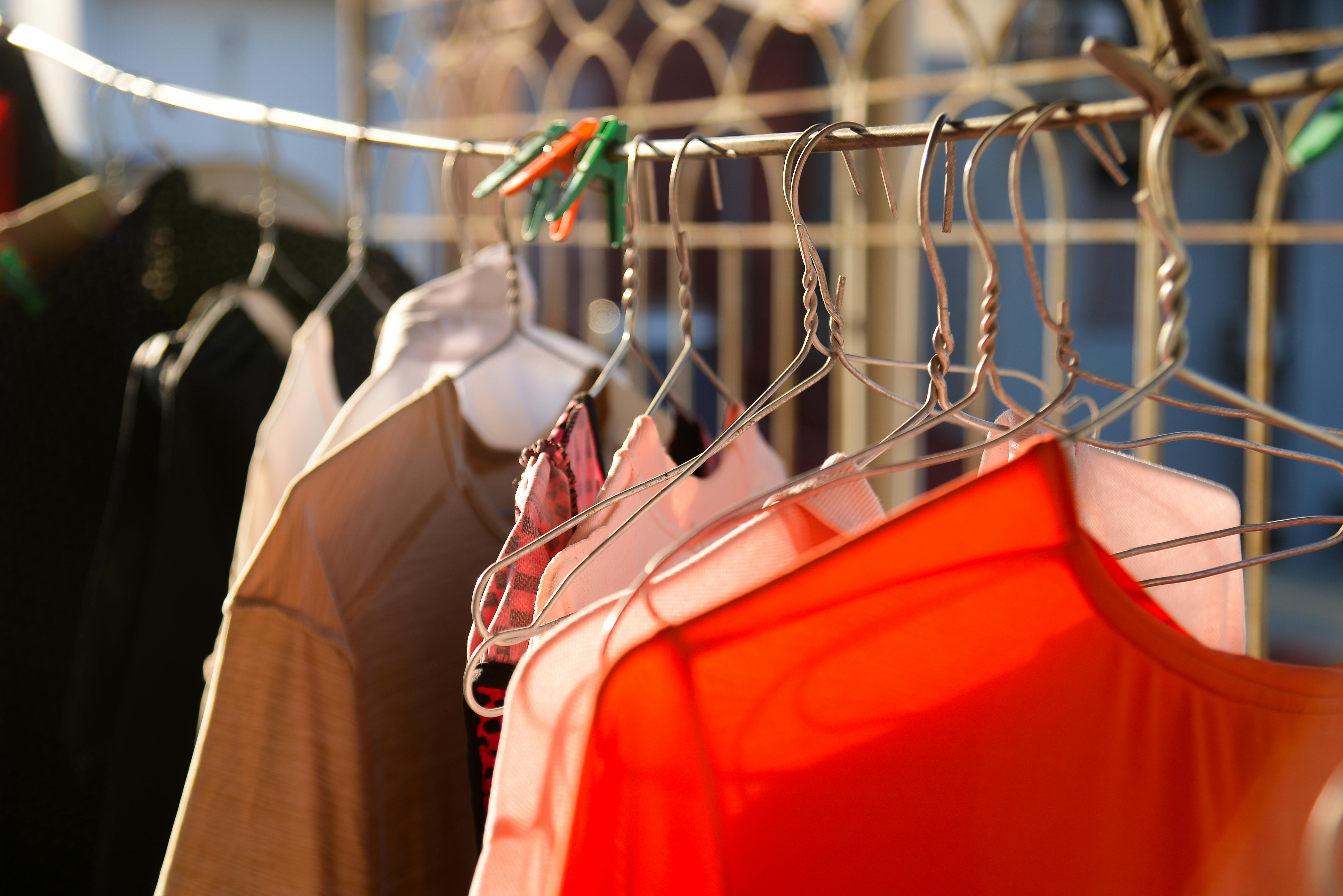 household budgeting Frugality & household money — Photo by The Hung on Pexels