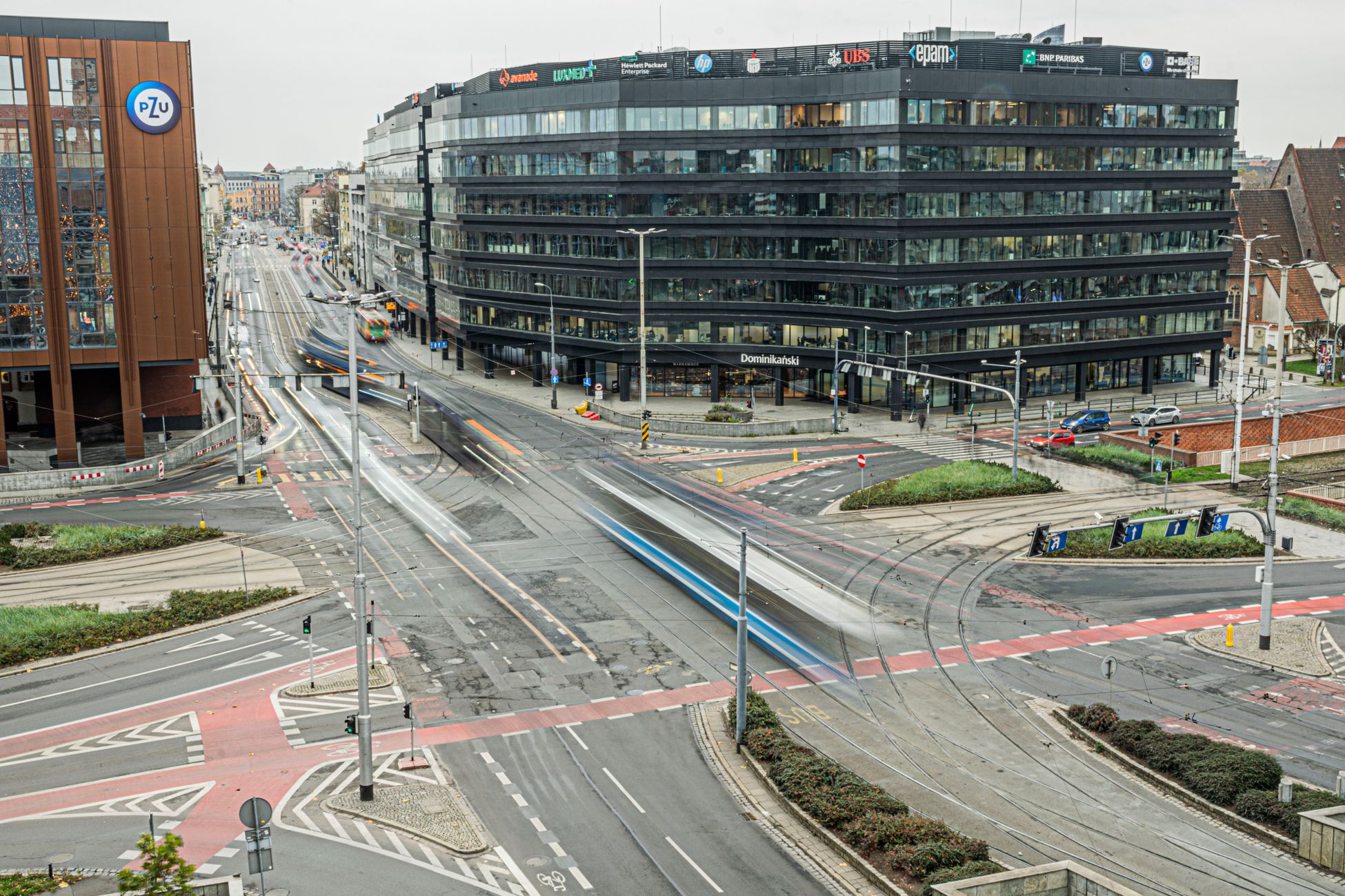 Gewonden bij aanrijding brommobiel en tram