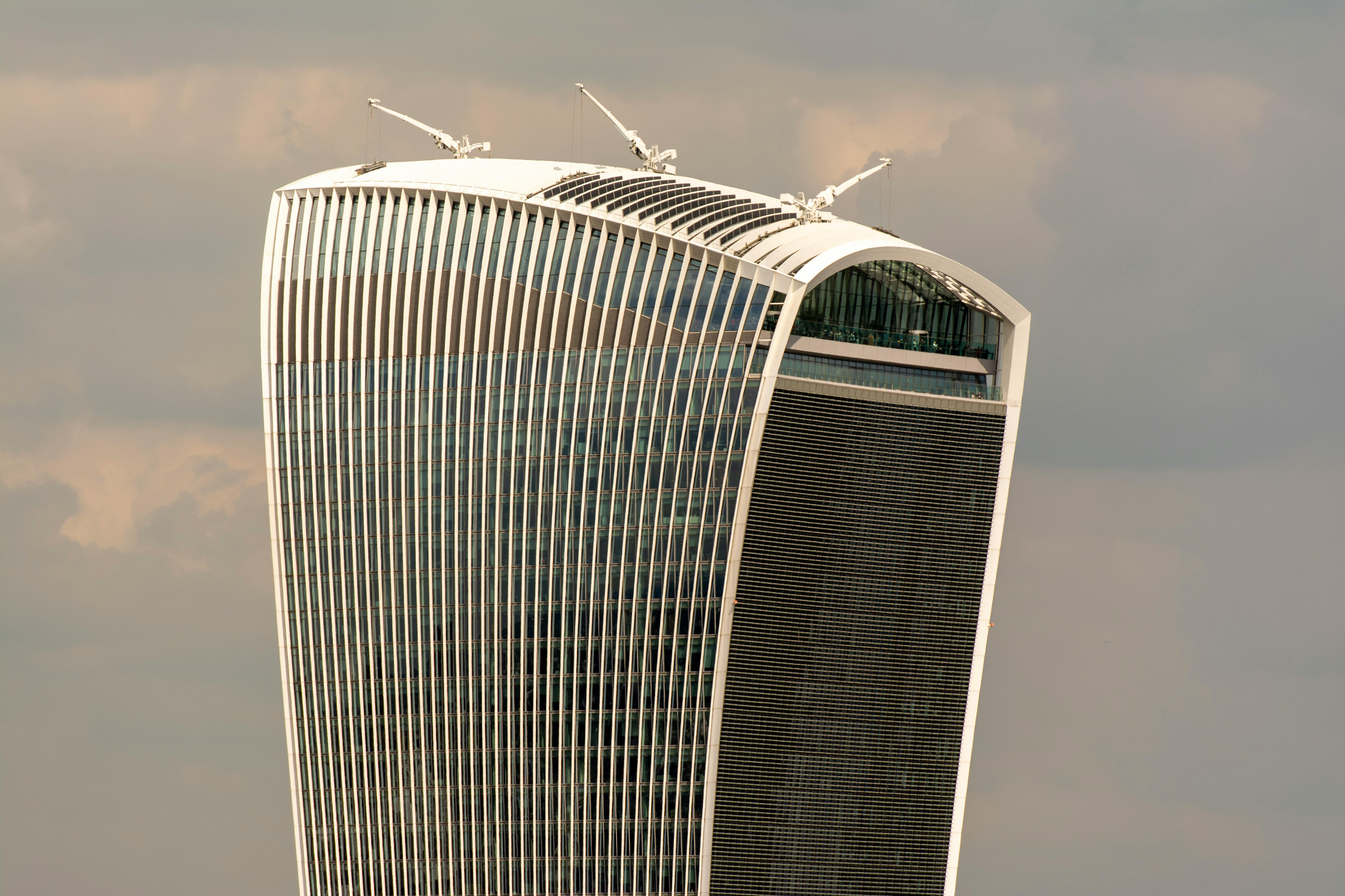Walkie Talkie 건물(Sky Garden) 흐린 풍경 — 런던 무료 전망대 1순위