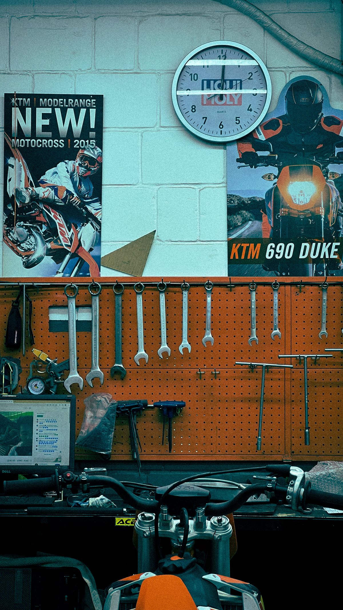 Çiğli motosiklet lastik servisi Bornova İzmir
