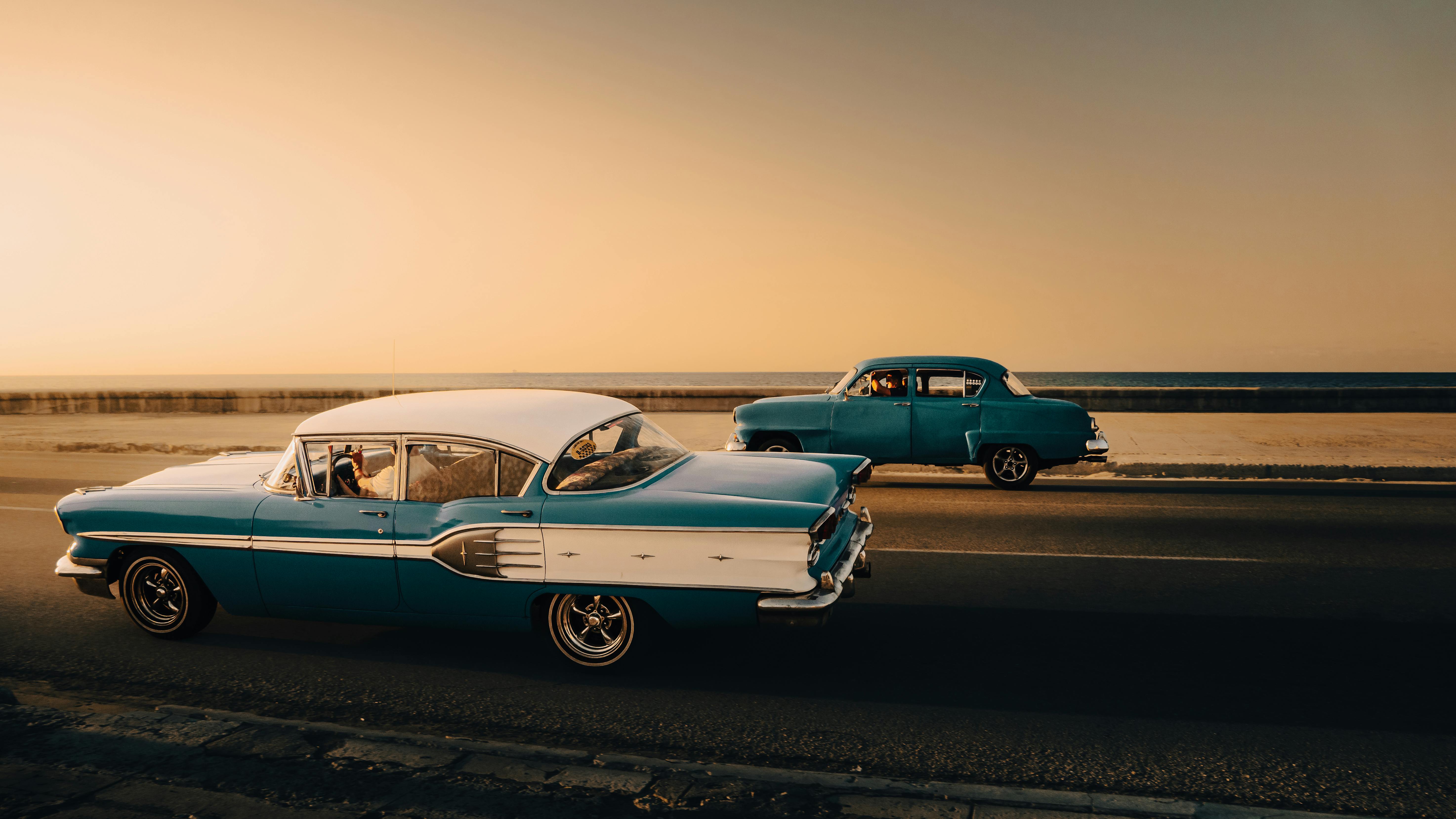Buying Older, Used Cars in 2026 — Photo by Arturo  Albarran on Pexels