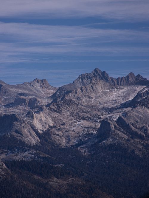 Free Stunning mountain landscape with rugged peaks and clear sky, perfect for nature enthusiasts. Stock Photo