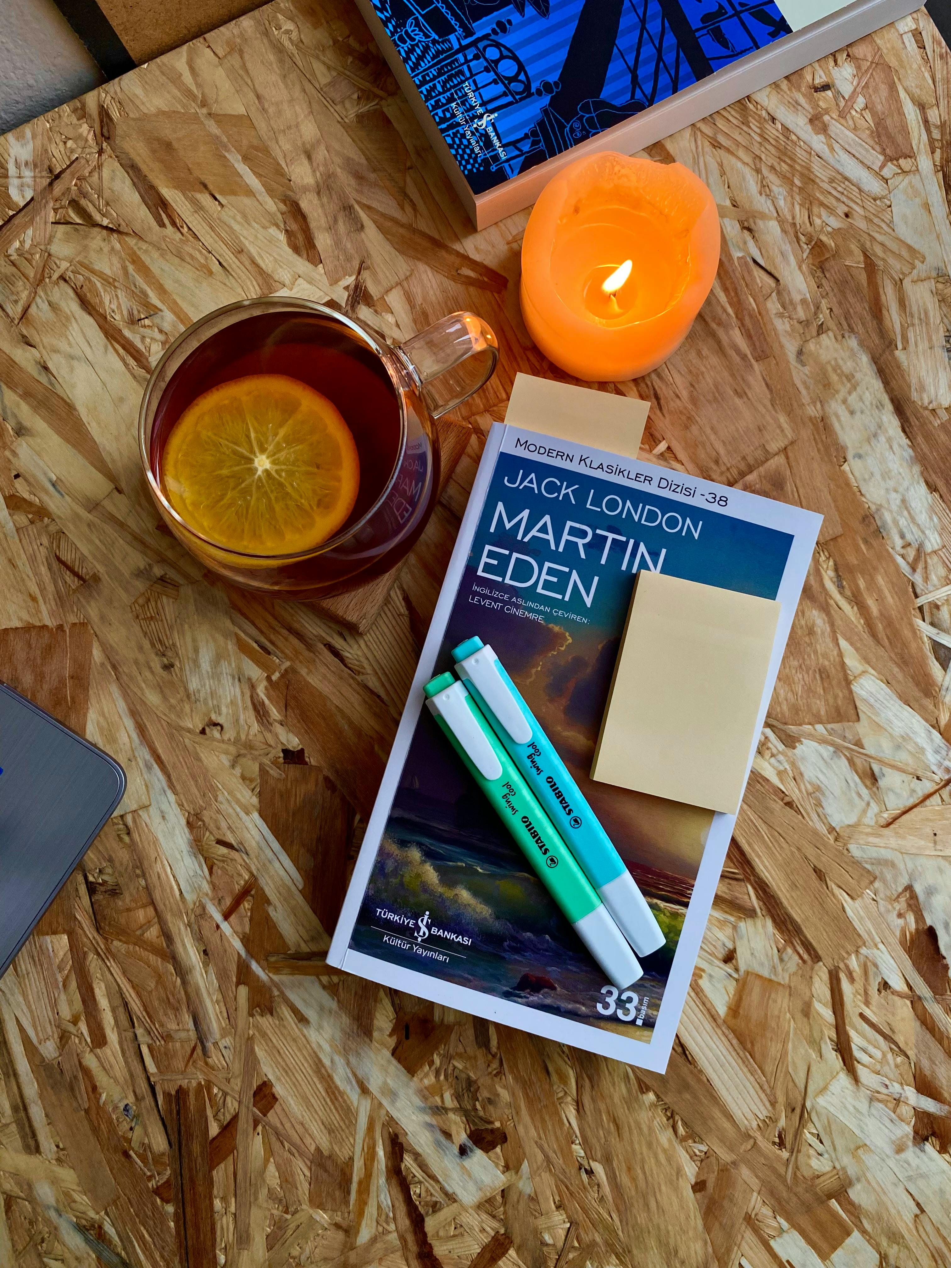 25 Writing Popular Fiction