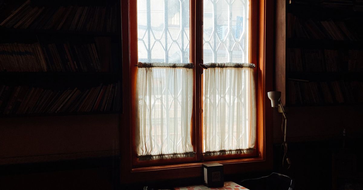 Cozy Library Window with Soft Natural Light · Free Stock Photo