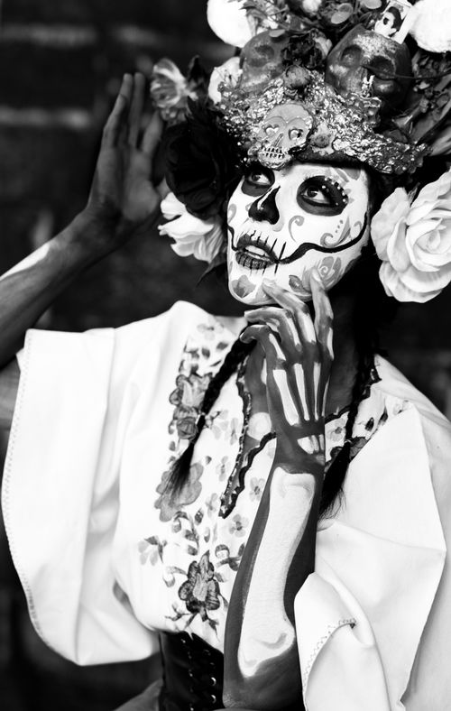 Free Black and white portrait of a woman in Catrina makeup celebrating Mexican culture. Stock Photo