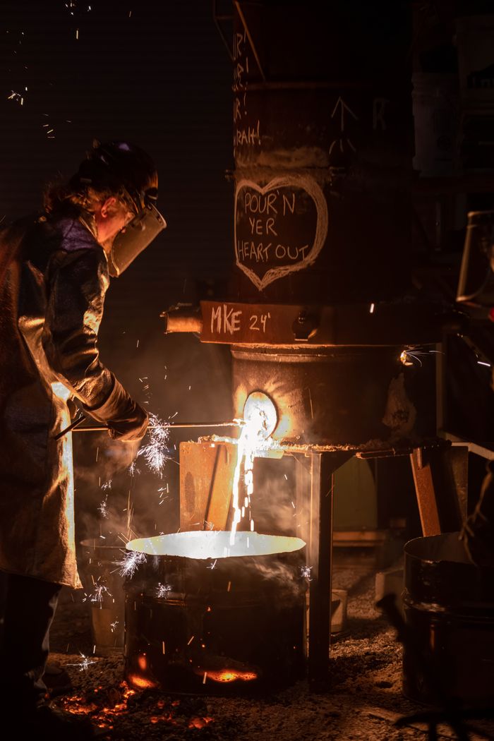 Furnace work — Protective clothing against heat and flame in a furnace and high-heat environment