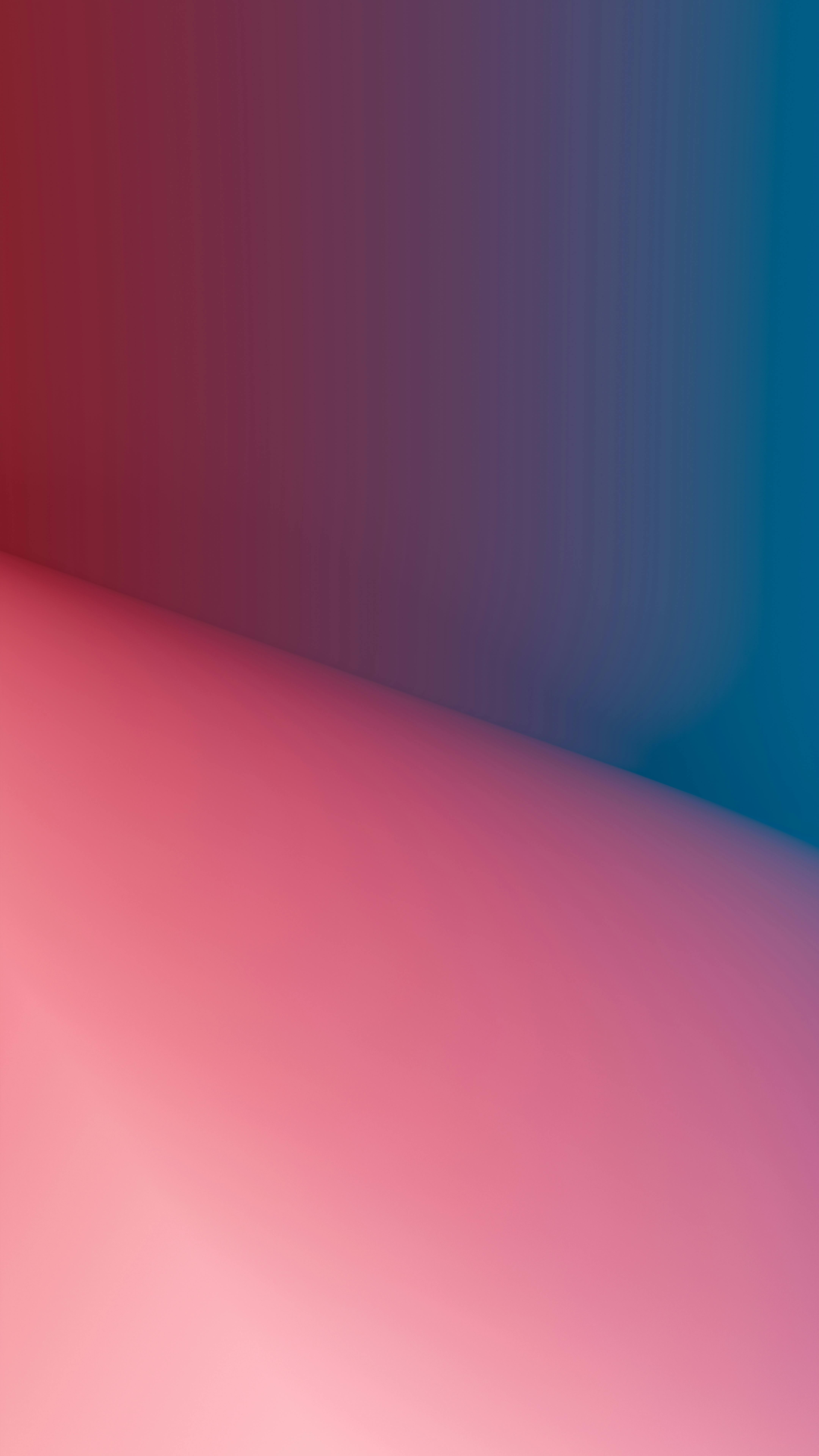 gratis Levendige geometrische abstracte achtergrond met een roze naar blauw verloop. Stockfoto