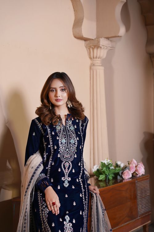 Free Stunning portrait of a woman in traditional bridal attire, Lahore, Pakistan. Stock Photo