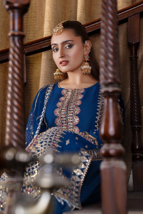 Muteeb W Sesión De Fotos De Moda De Muneeb Malhotra · Foto de stock gratuita