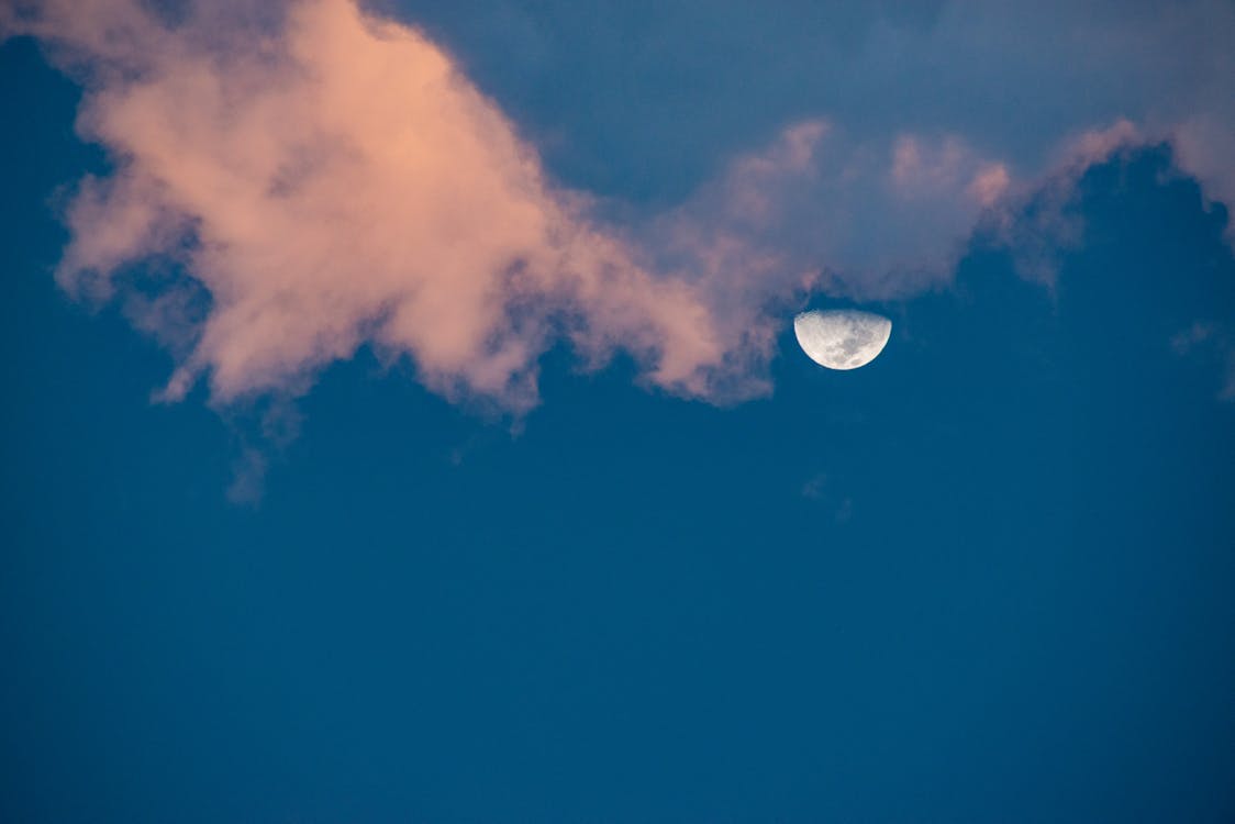 Free Moon in Heaven Stock Photo