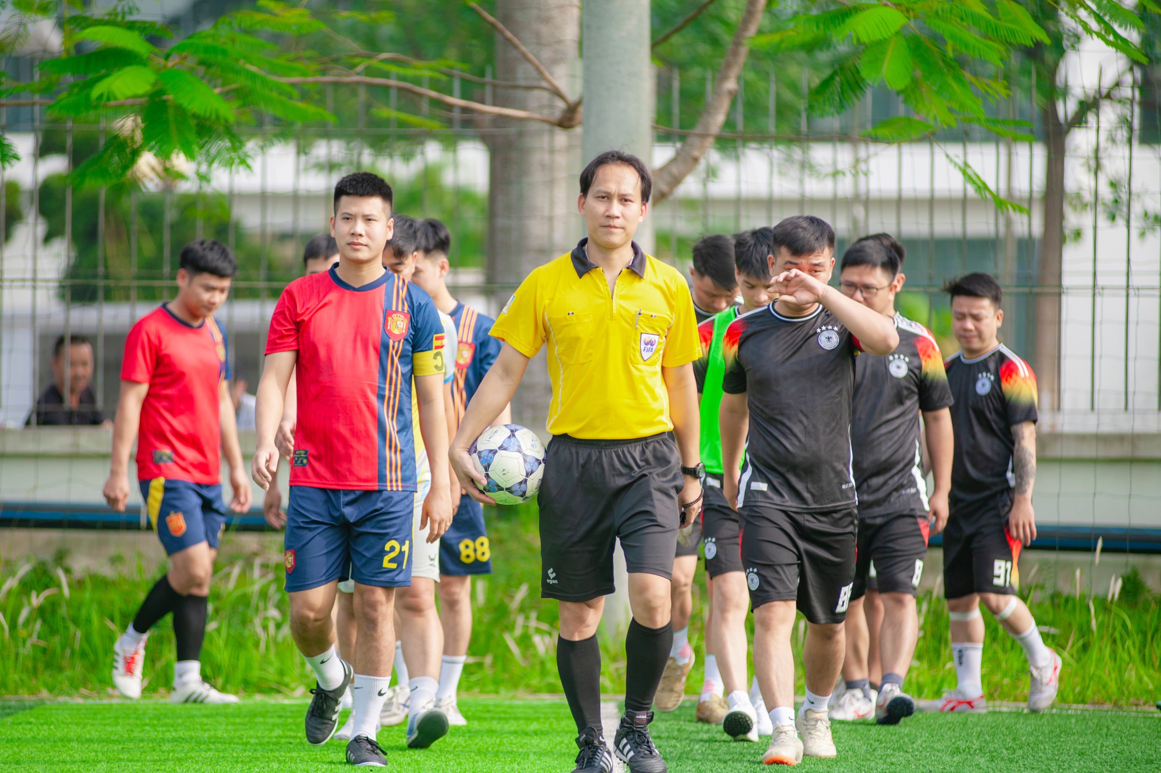 安切洛蒂冷处理9个月 最后时刻和内马尔约法三章｜易倍体育（封面配图）