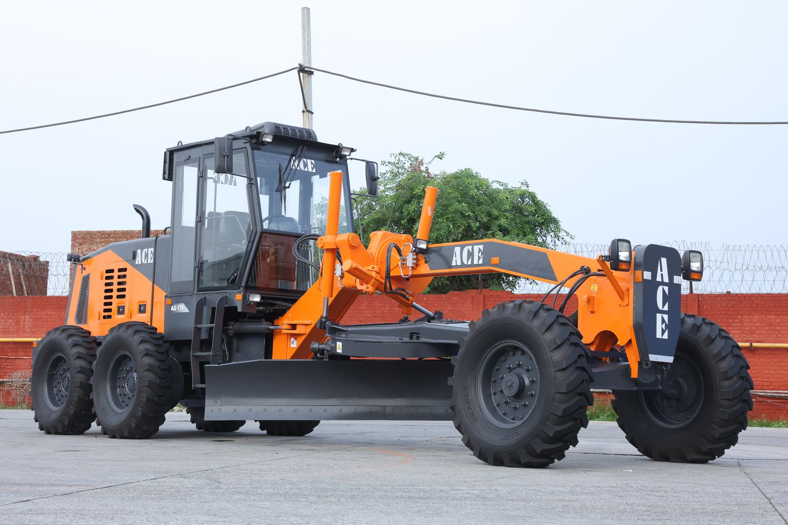 Motoniveladora Caterpillar 120K
