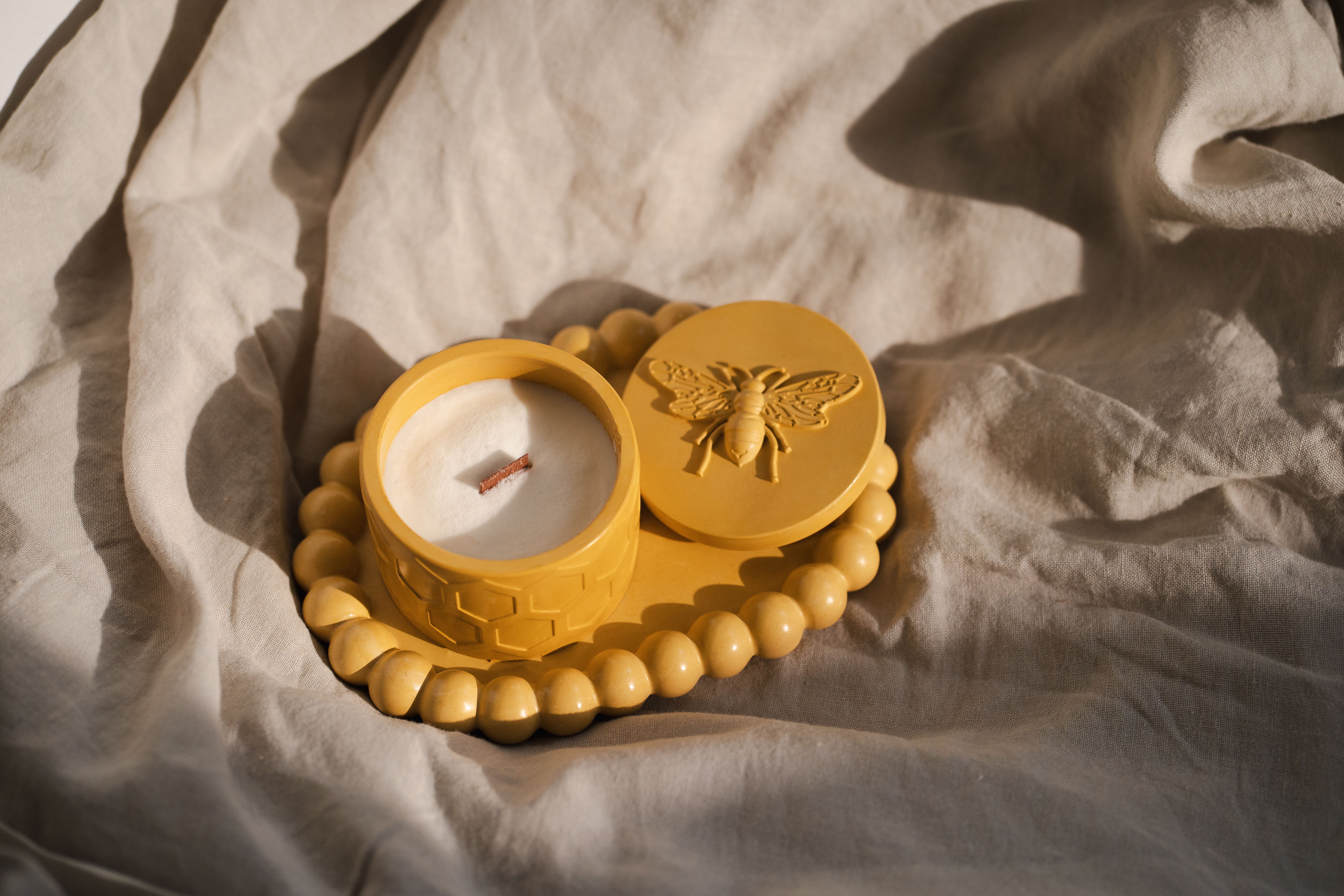 best wick for beeswax candles