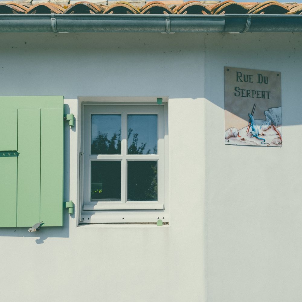Exterior Painting in Maryland — walls rolled to an even, flat finish