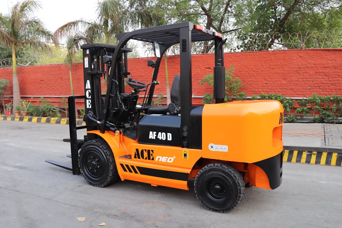 Free Outdoor image of ACE AF 40D forklift parked in India, emphasizing industrial use. Stock Photo
