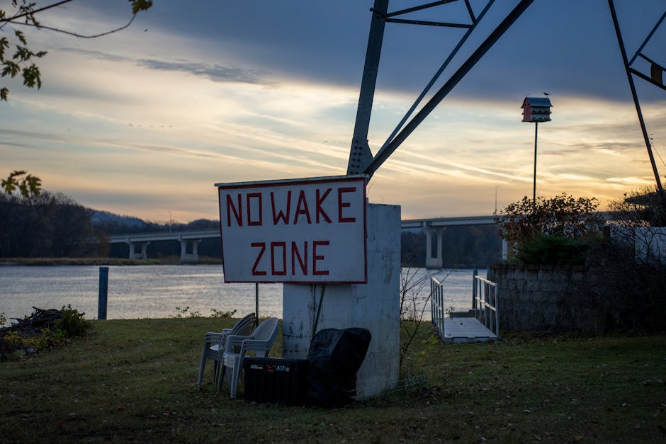 no wake zone sign - boating accident personal injury