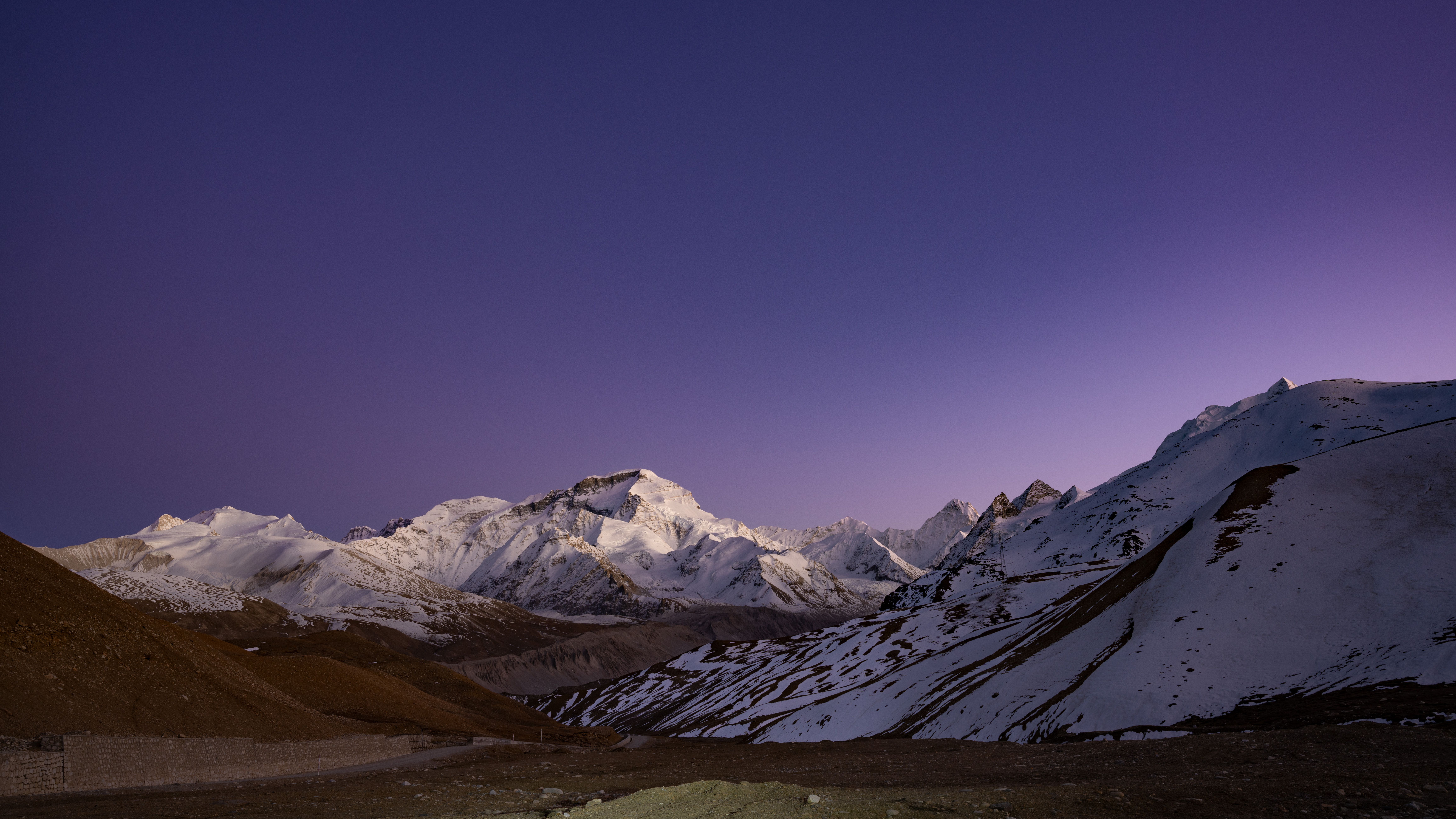 Breathtaking Snow-Capped Mountain Peaks at Twilight · Free Stock Photo