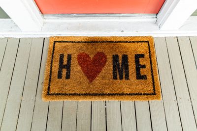 Capacho personalizado com nome da casa