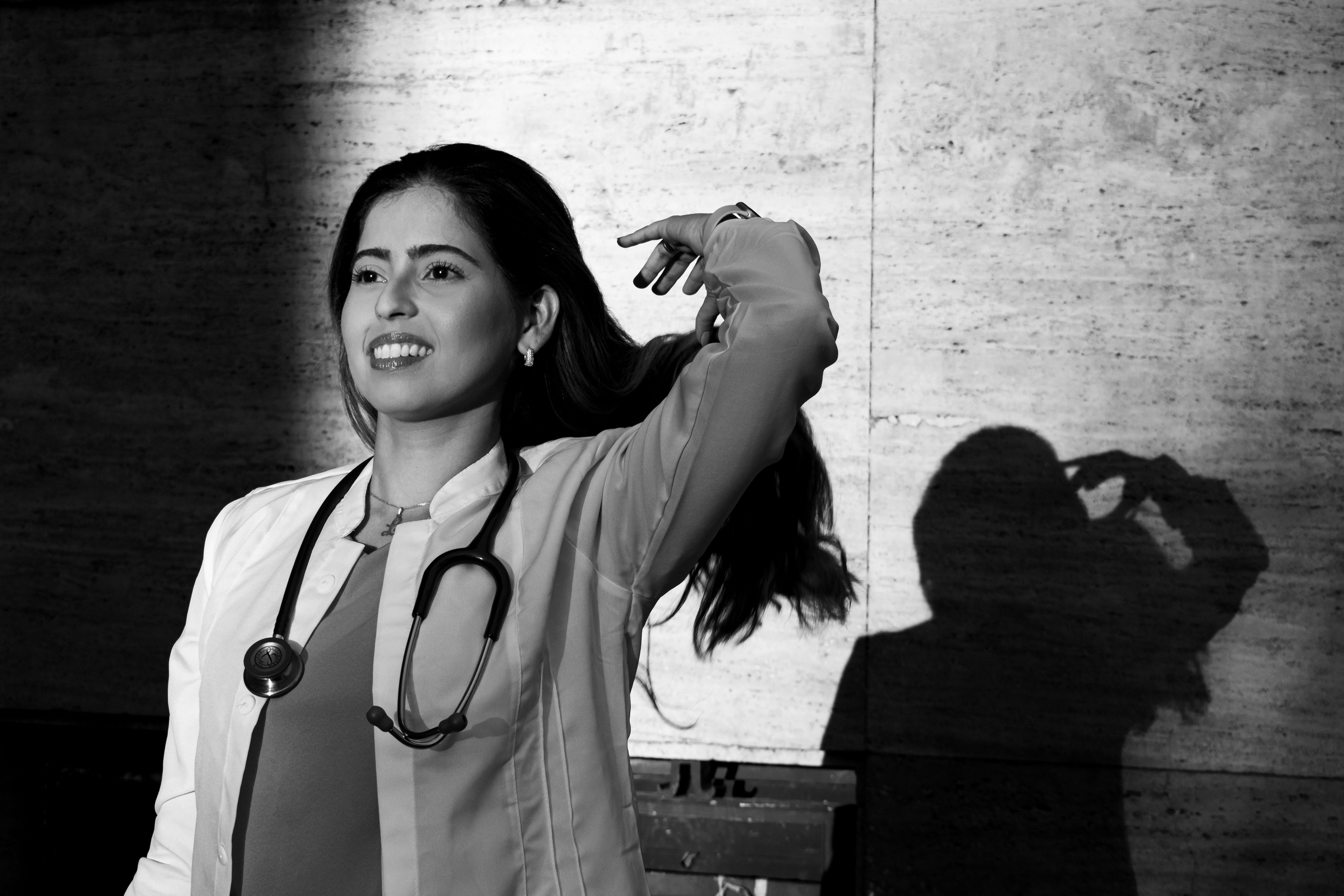 Moms, Coaches, Doctors, Entrepreneurs: Who Are America’s Health and Wellness Influencers? — Photo by Alex Dos Santos on Pexel