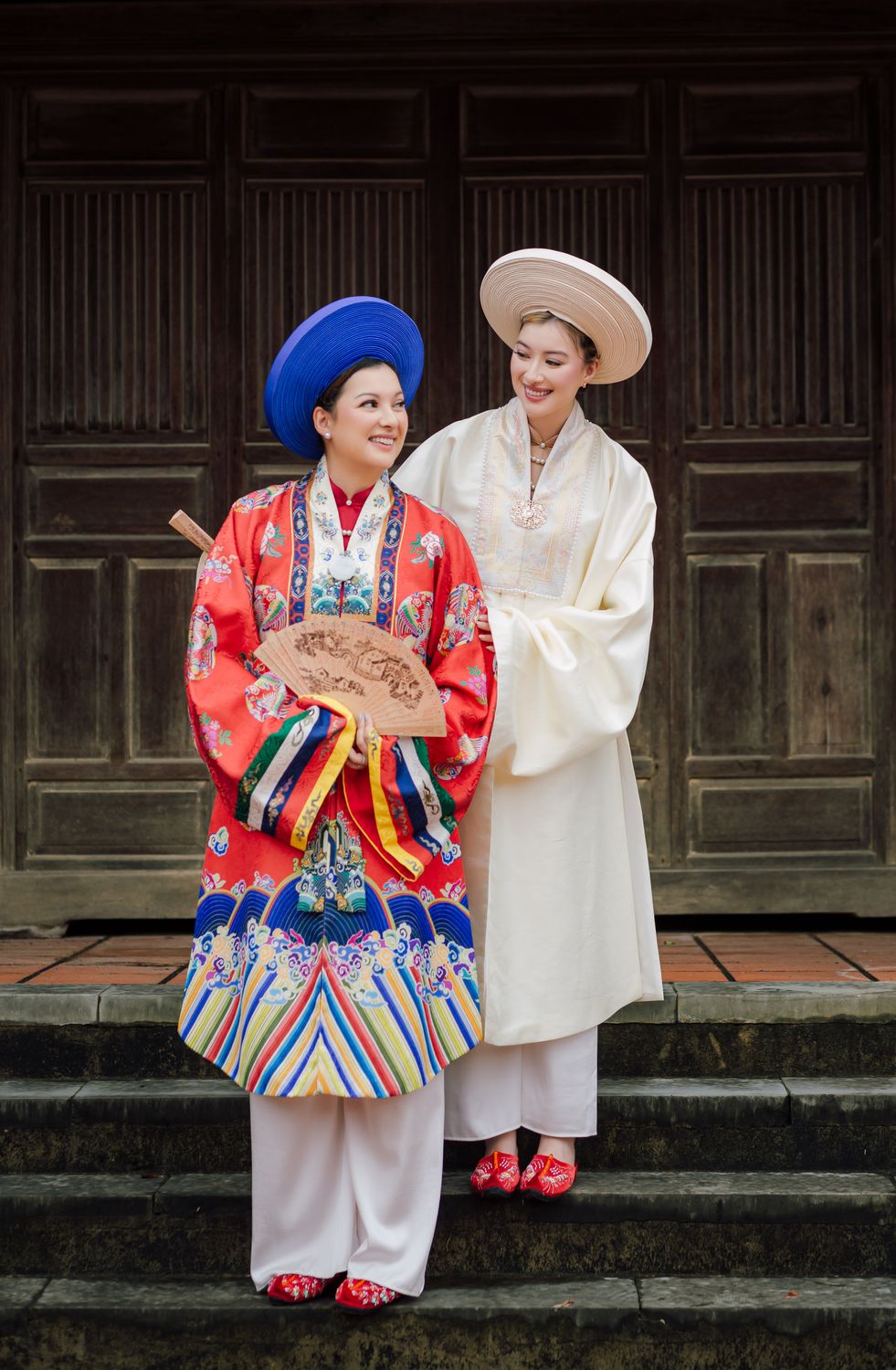 Traditional Vietnamese Attire In H i An Free Stock Photo traditional-vietnamese-attire-in-h-i-an-free-stock-photo
