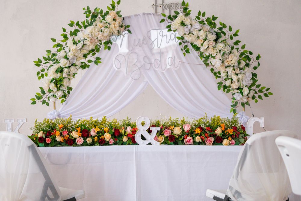 Composition florale Romance au Domaine, univers romantique
