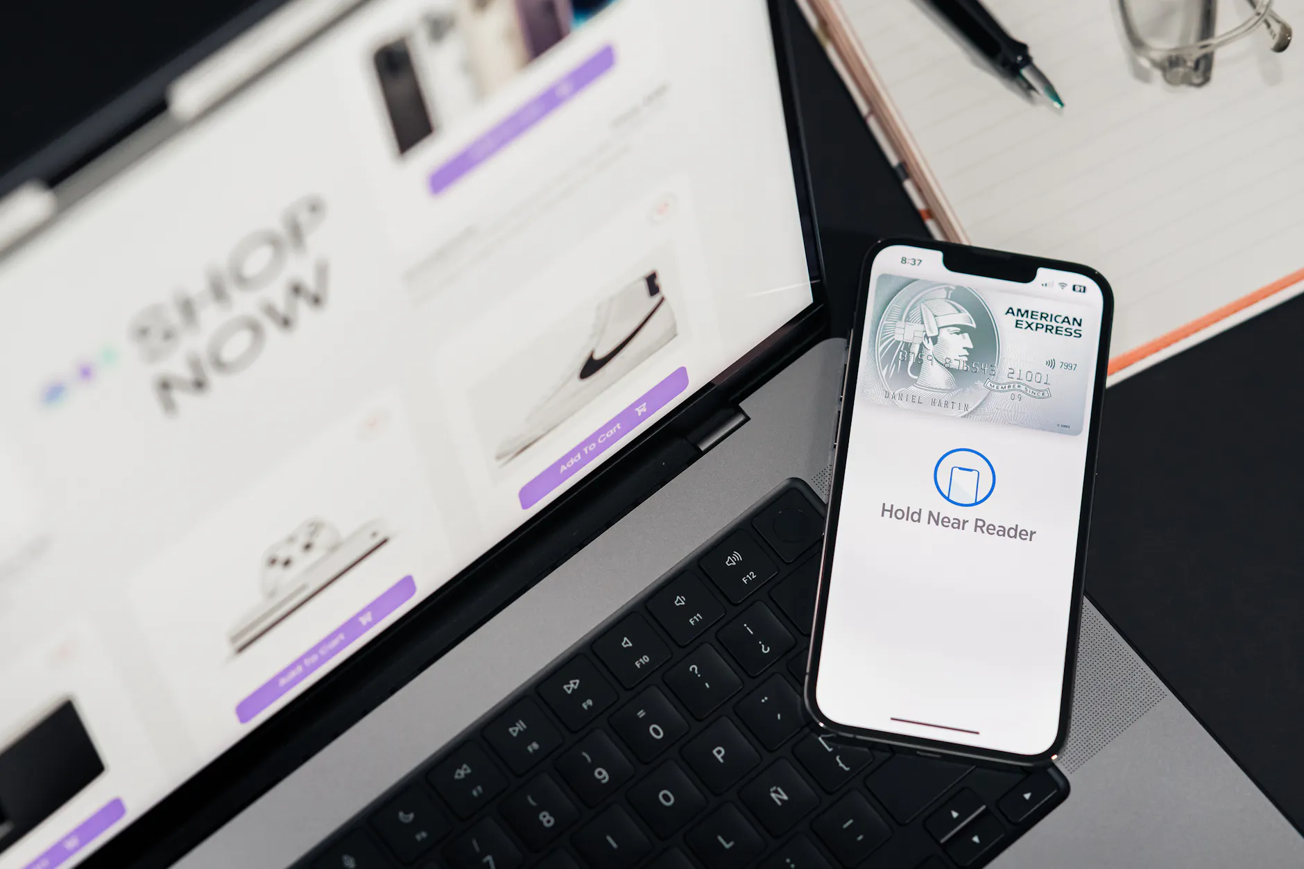 Exploring Isolation and Social Change in 20th-Century Italian Literature through Bassani's Masterpiece - Advance Book Readers