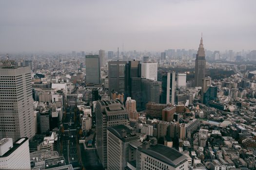 Wunderschöne Luftaufnahme & Tokyo – Anime-Stil Hintergrundbild