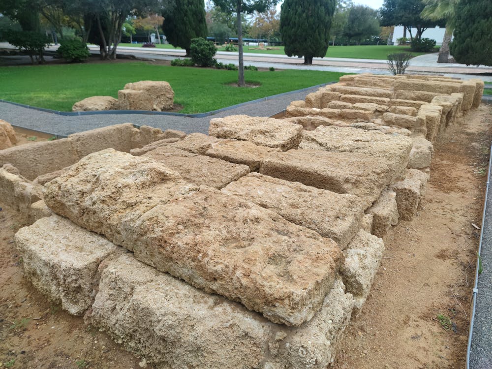 tumbas púnicas de Bahía Blanca en el cementerio mancomunado de Cádiz | fotografía 4