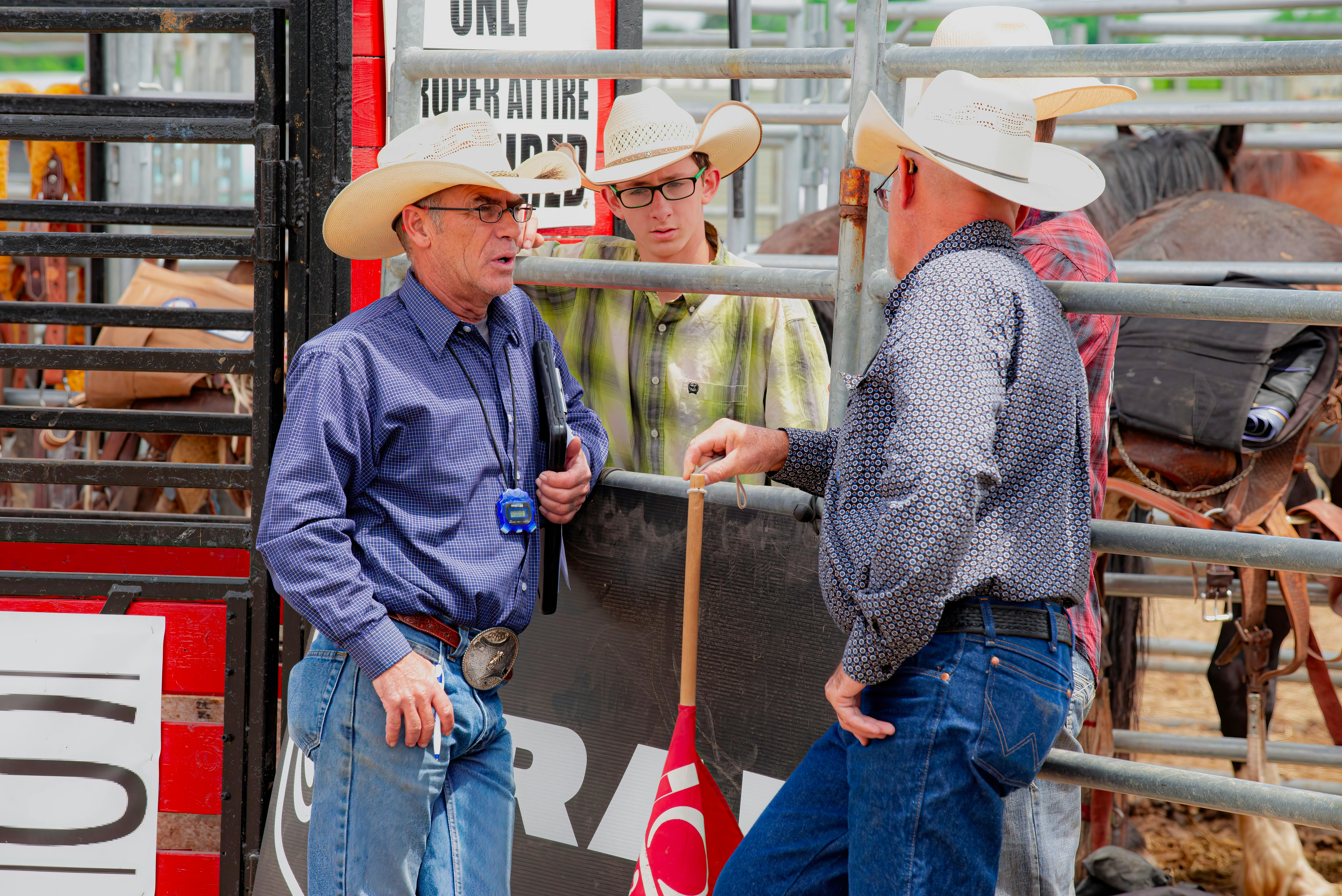 Casper Woman Apologizes After Cleaning The Wrong House - Cowboy State Daily — Photo by @coldbeer on Pexels