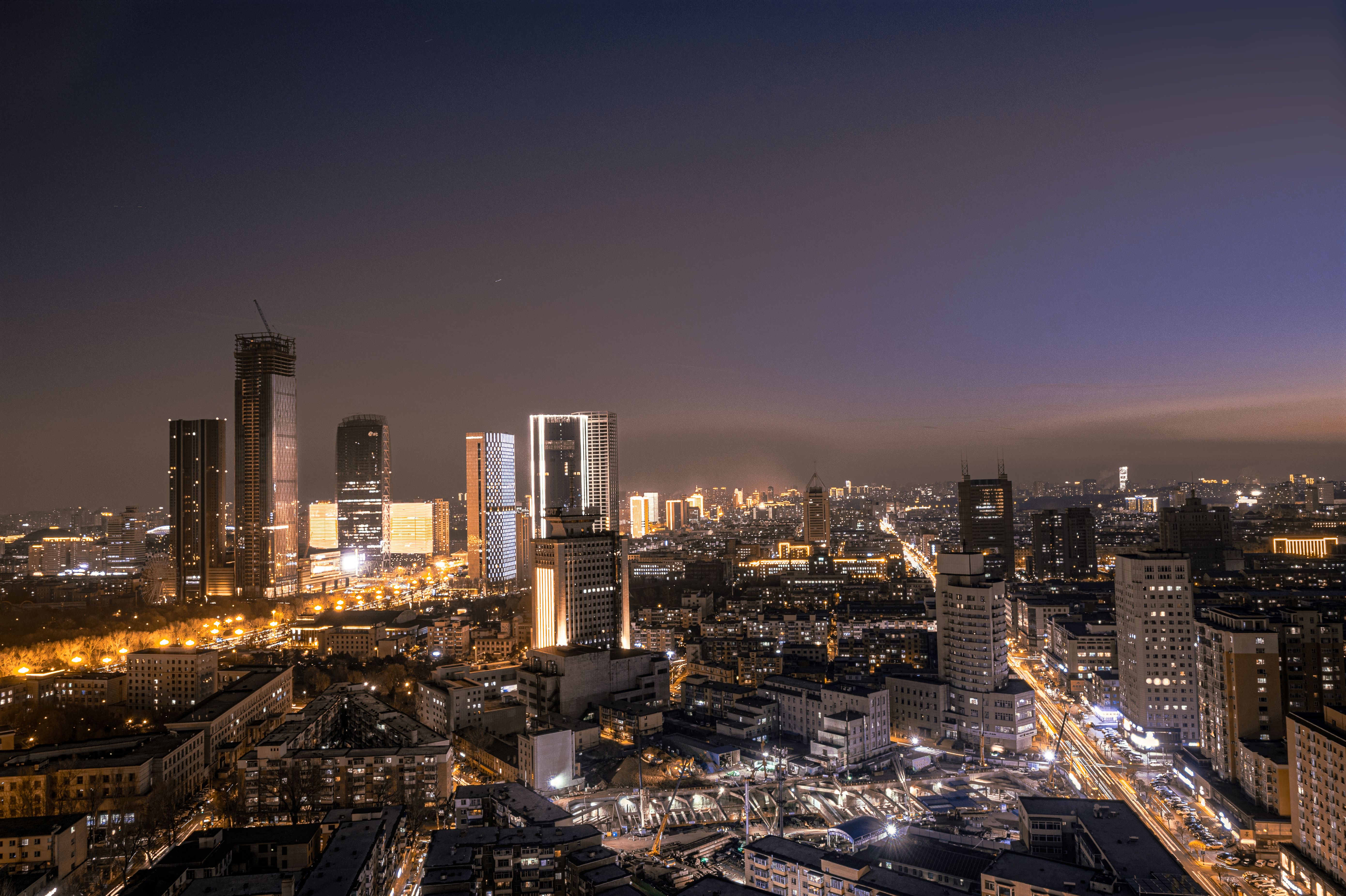 Urumqi City Guide 2026: Xinjiang Capital — Grand Bazaar, Tianshan Views & Gateway to Silk Road