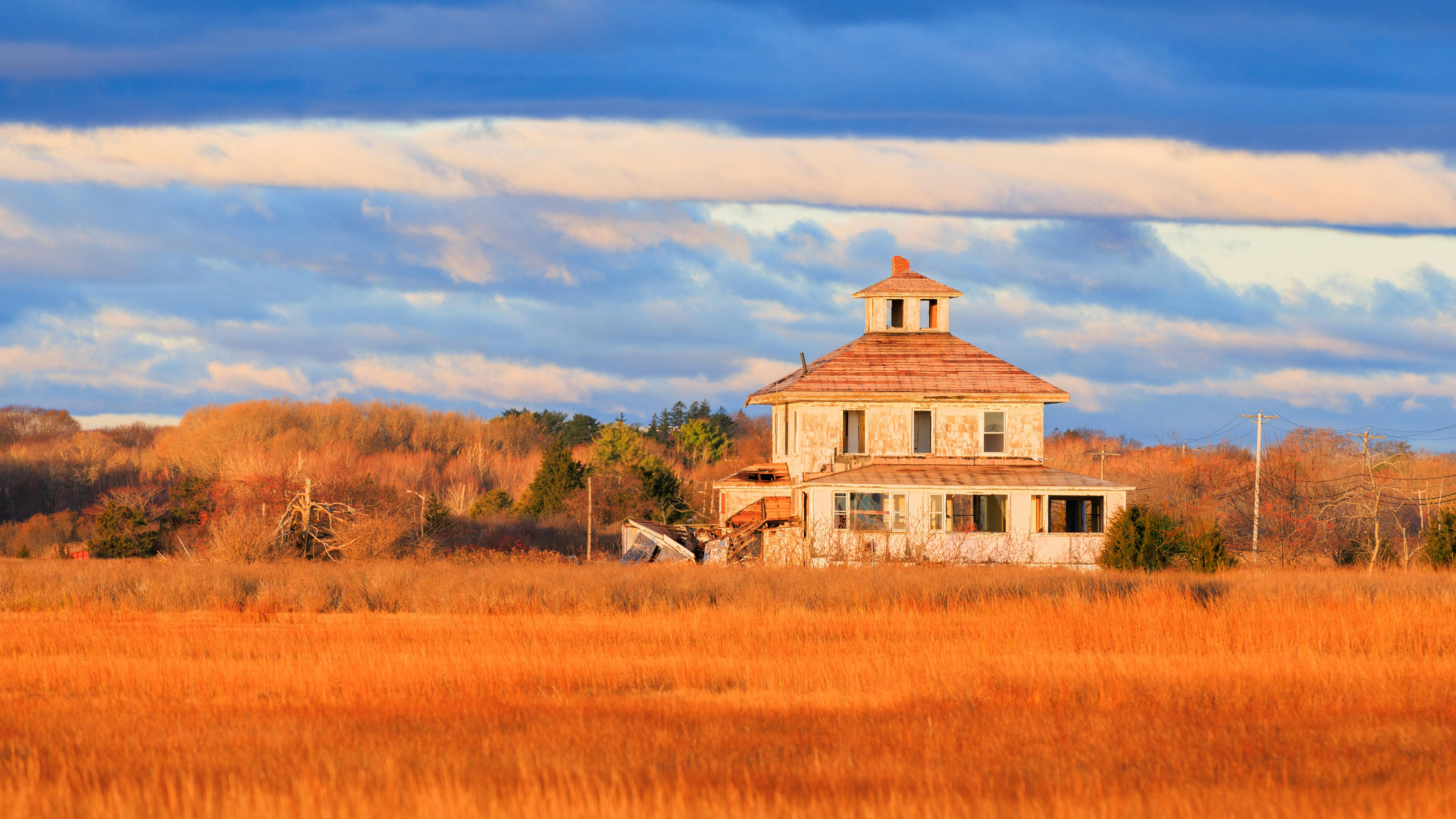 The Energy Vampires Haunting Your Home — Photo by Phil Evenden on Pexels