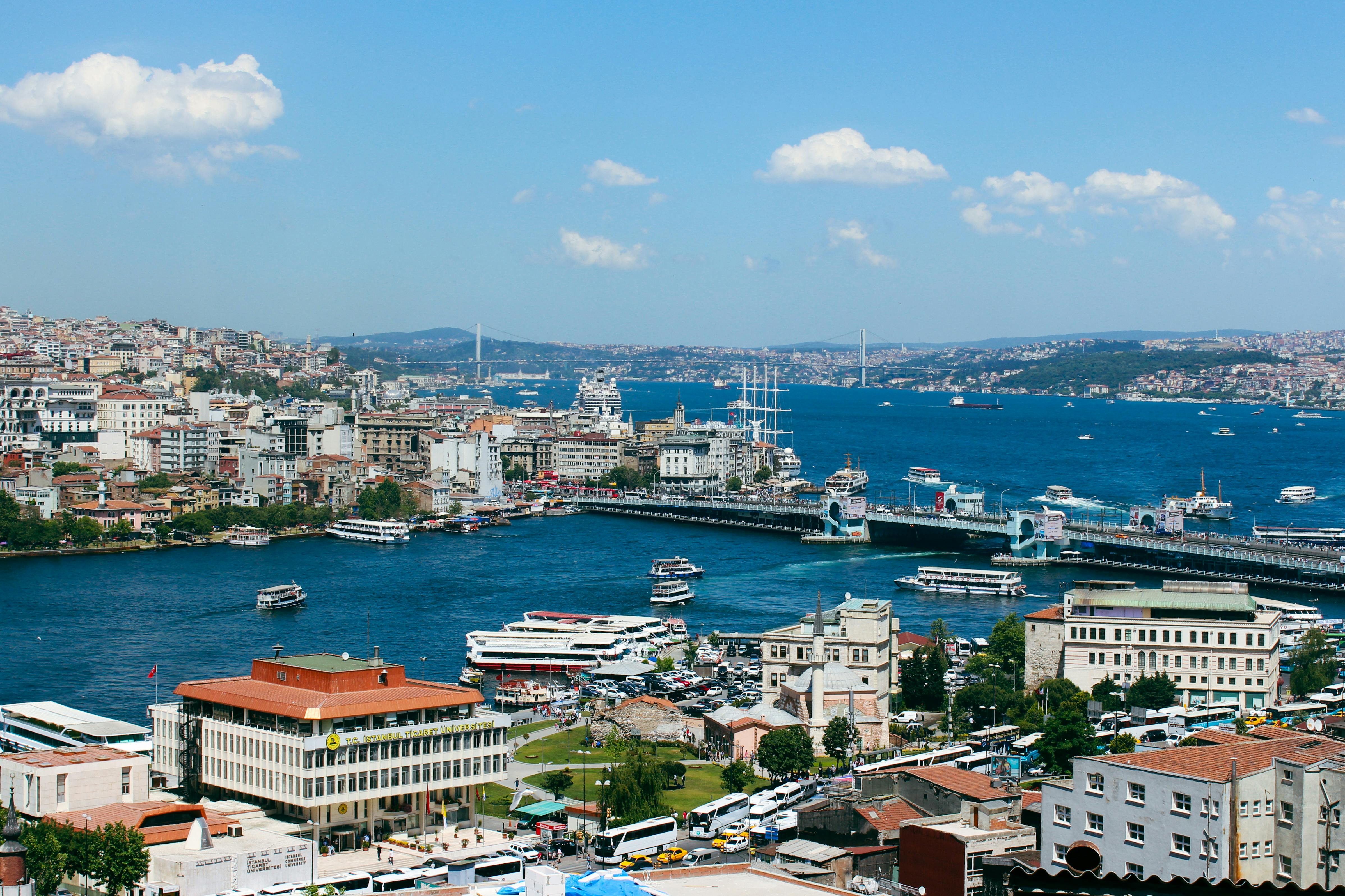general travel agency — Photo by Korkut Mamet on Pexels