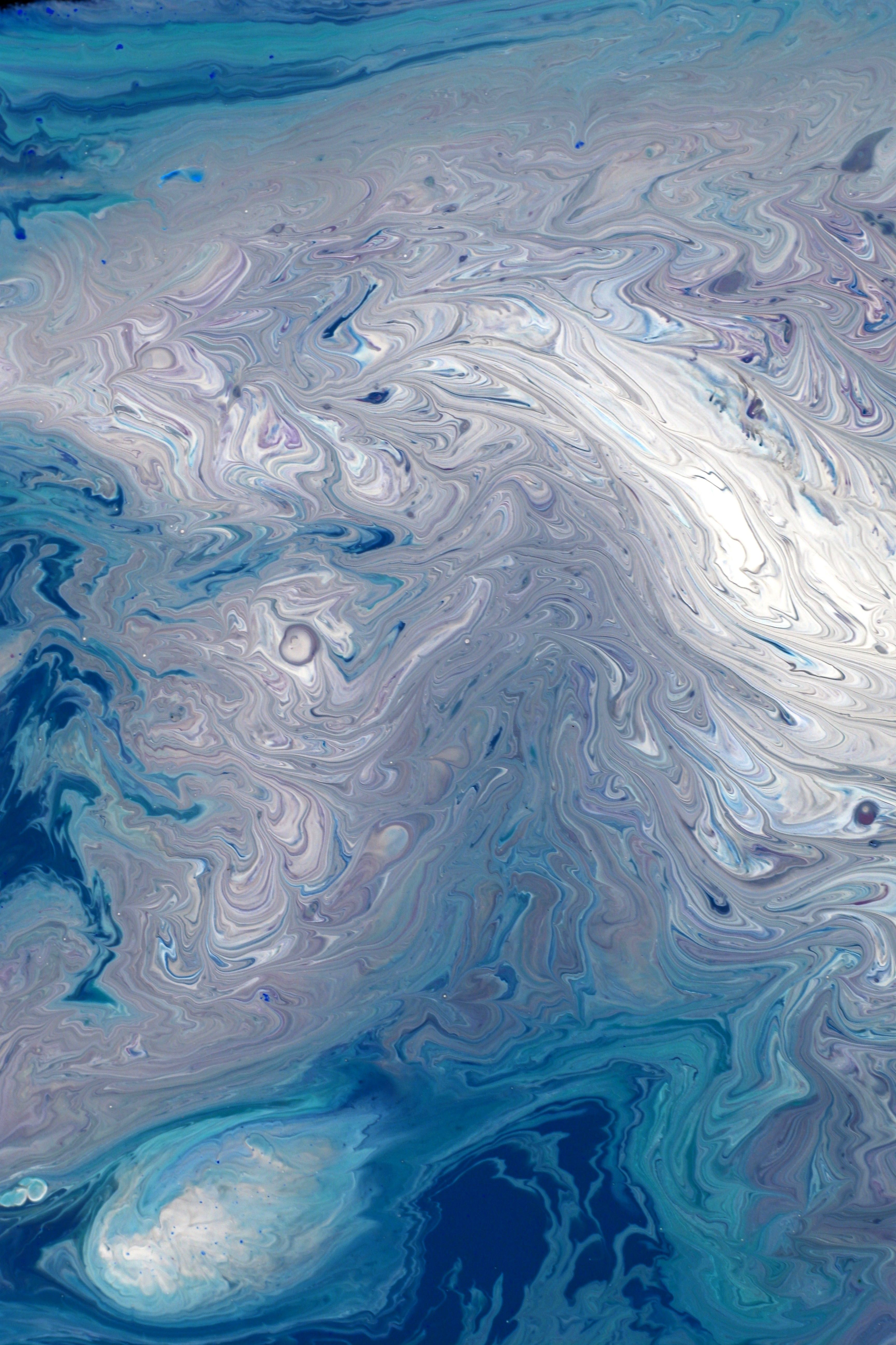 Abstract Swirling Blue and White Fluid Art · Free Stock Photo