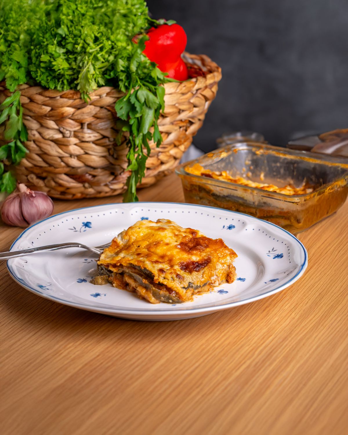 Lasagne met groenten, tomaat en kruiden