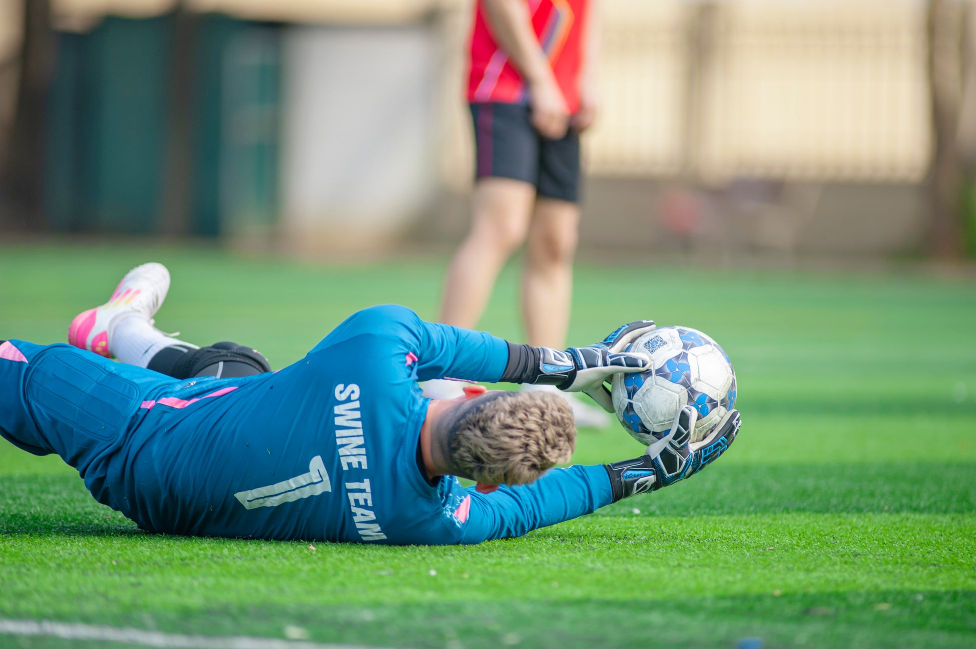 Southampton in advanced talks for Bayern goalkeeper Daniel Peretz
