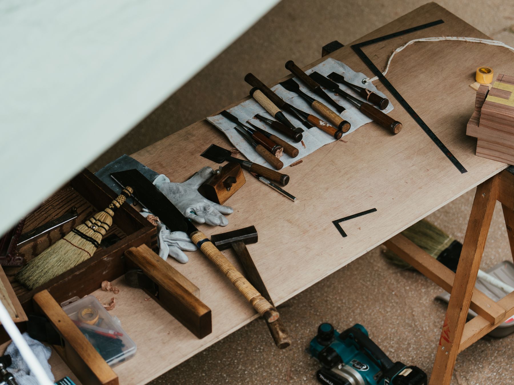 Barningham — professional packers wrapping and boxing belongings
