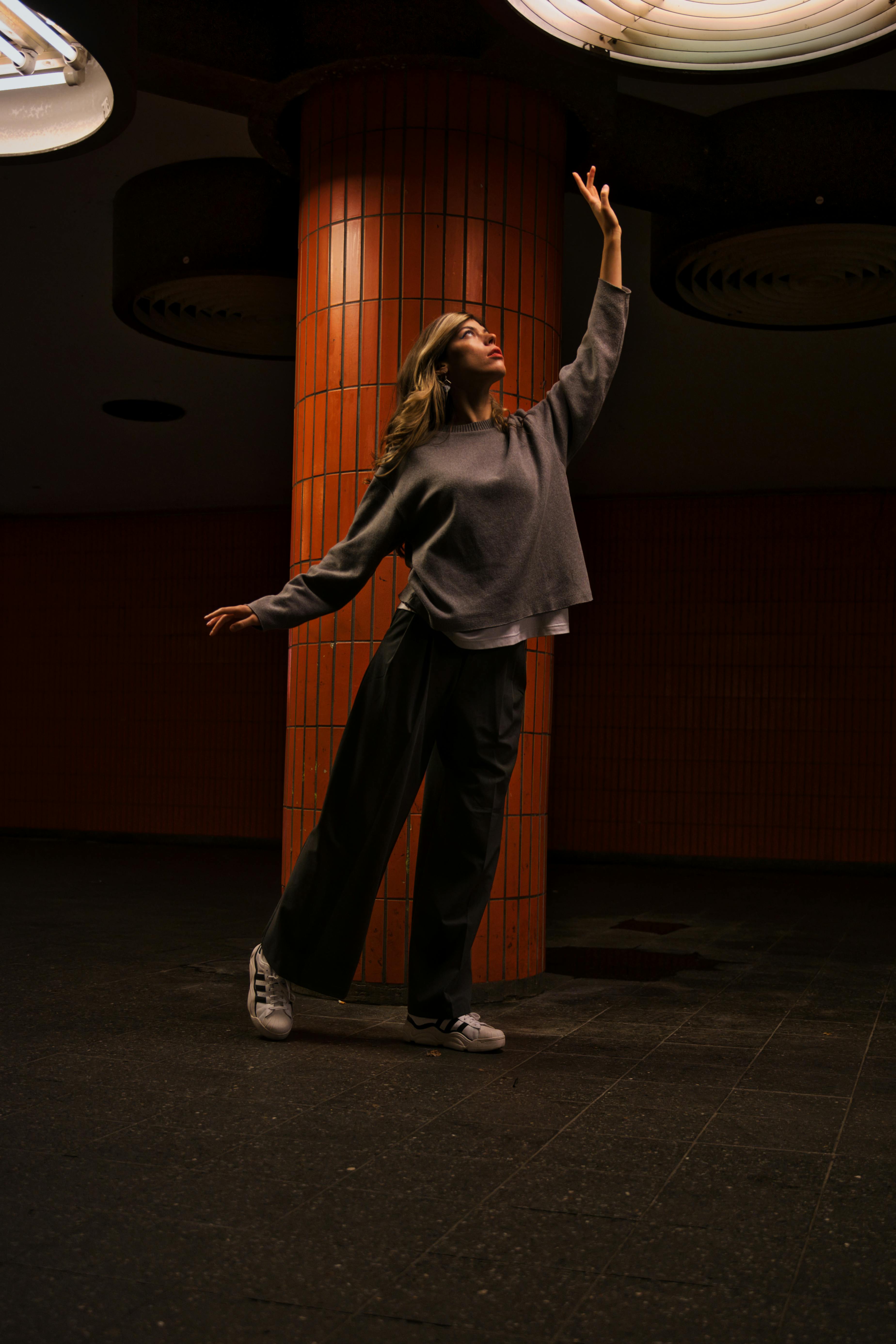 artistic dance pose in berlin underground