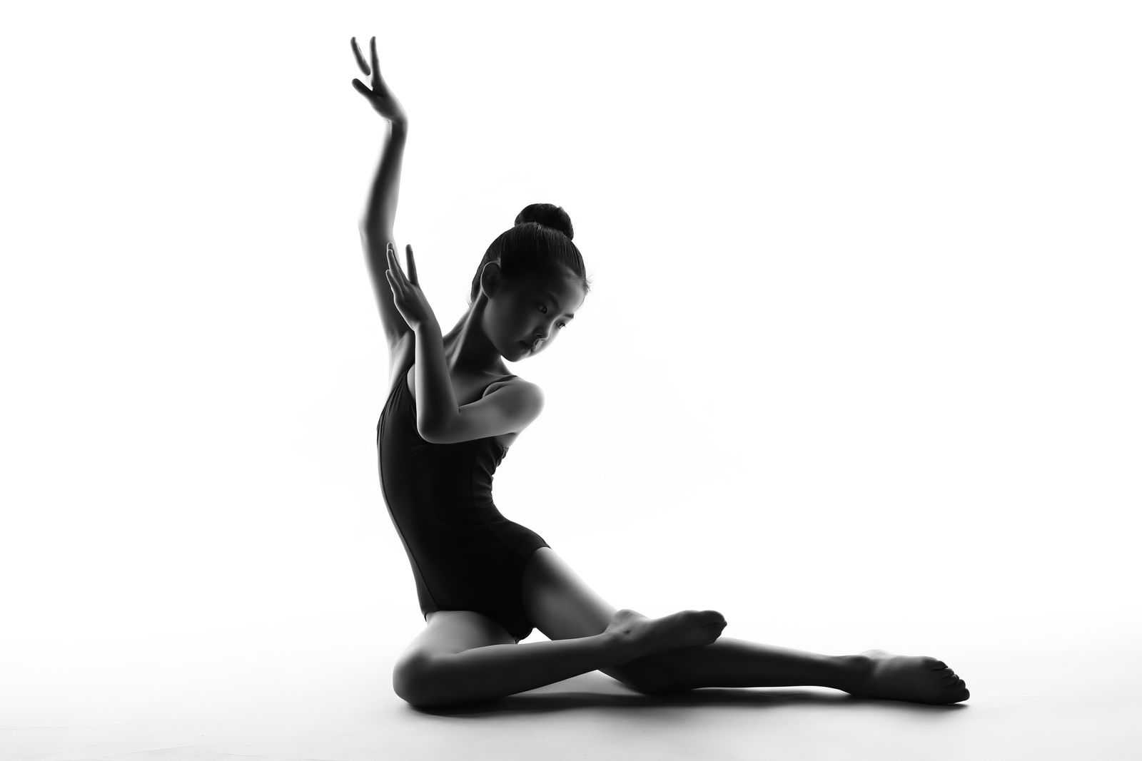 Express & Flow — Art Meets Movement