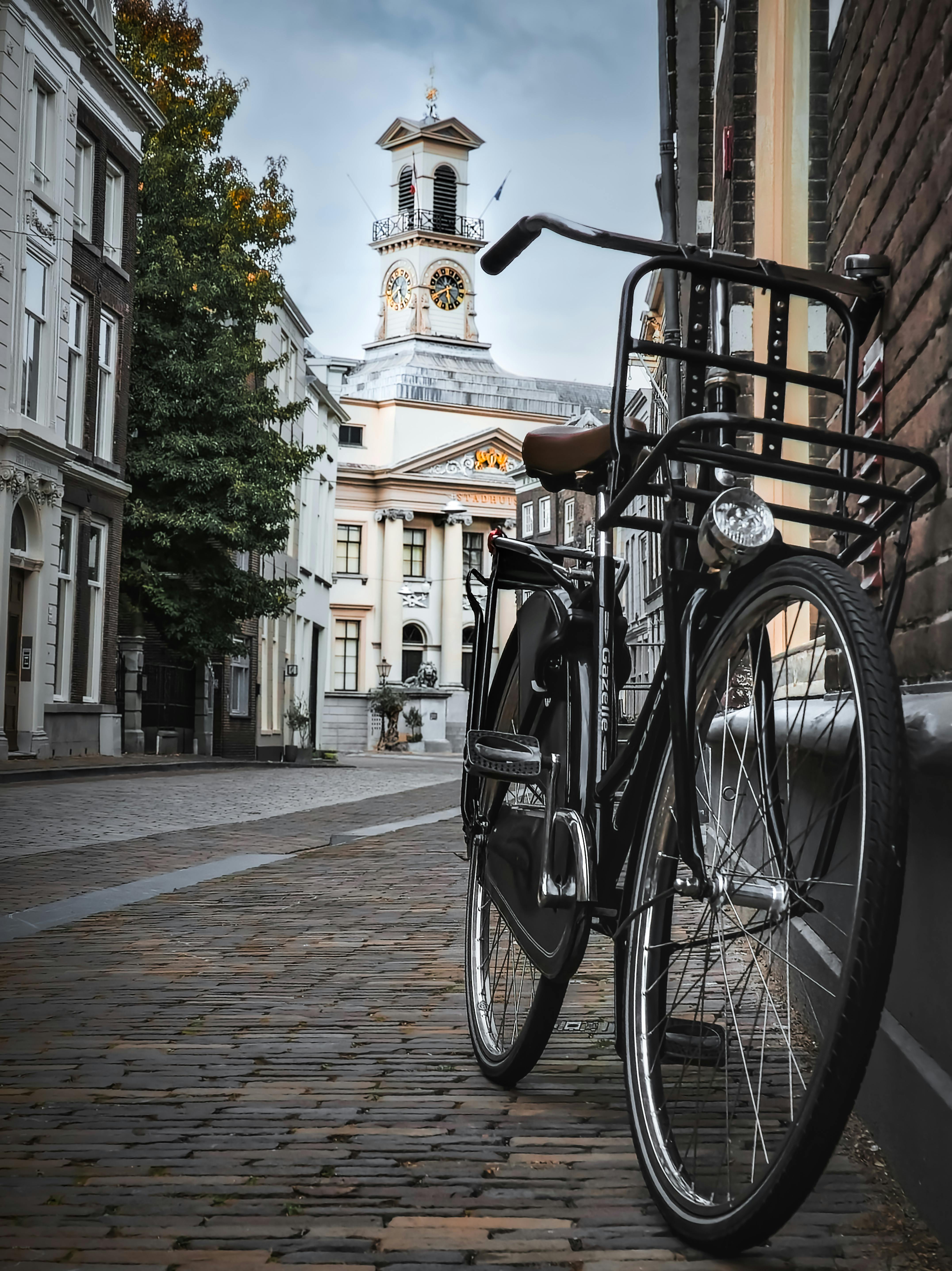 classic bicycle on dordrecht street