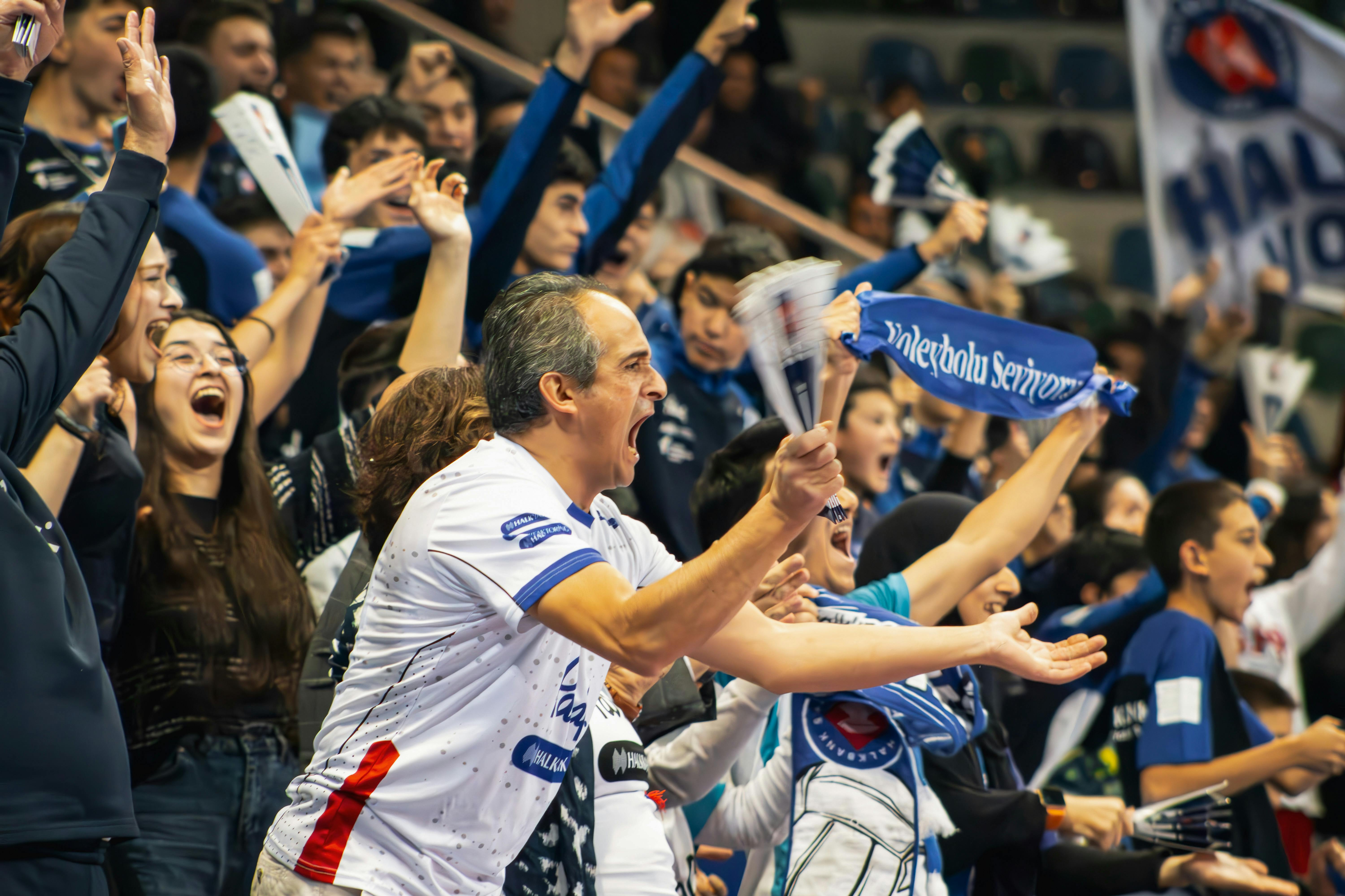 Top 8 Sports Loyalty Programs That Score Big with Fans