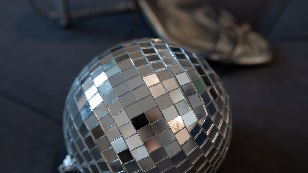 Chaussures de salsa pour pieds sensibles : danser toute la nuit sans avoir mal, c’est possible