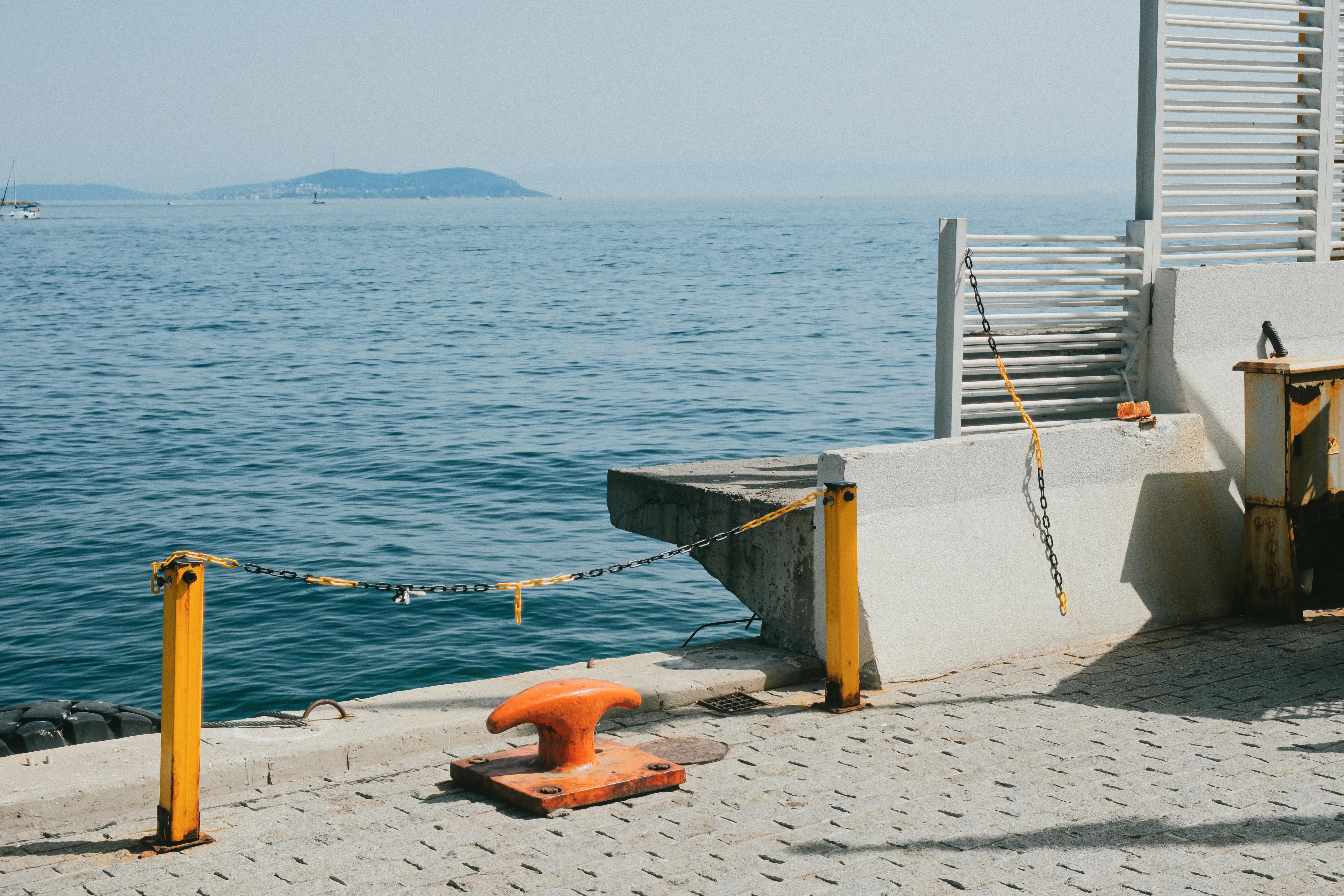 Service orders tackle post maintenance, repair issues — Photo by Burak Argun on Pexels