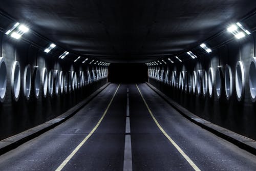 무료 회색 포장 도로 터널 스톡 사진