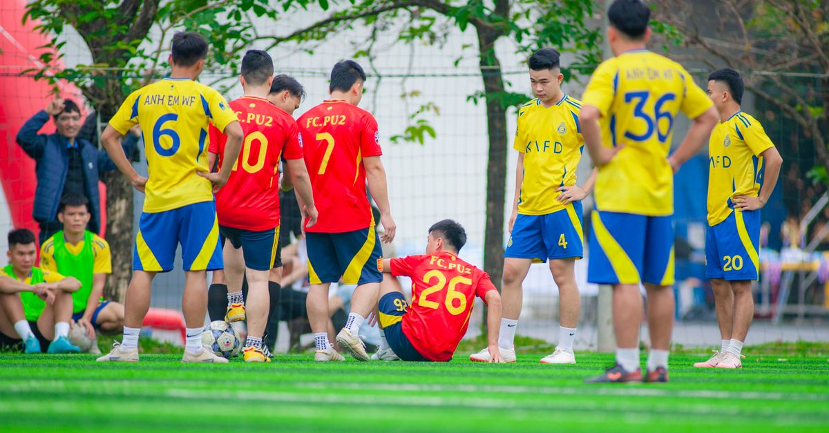 Why do many players pray before matches?