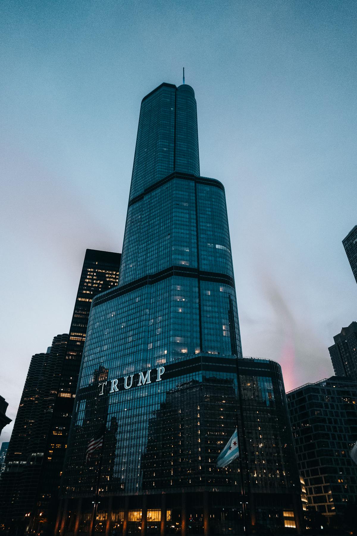 Trumps idé: Låt Gulfstater betala för kriget